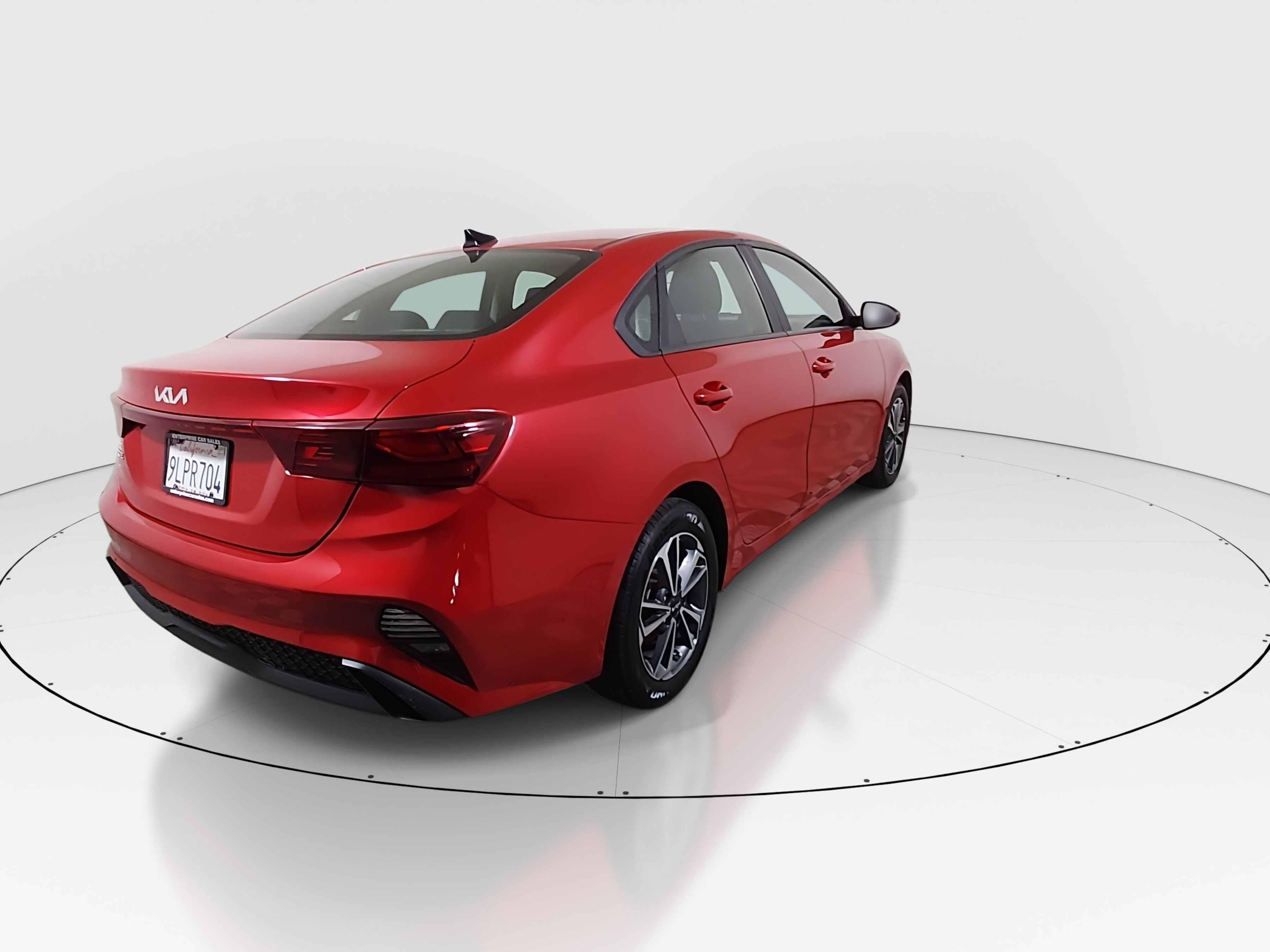 2024 Kia Forte LXS - Photo 7