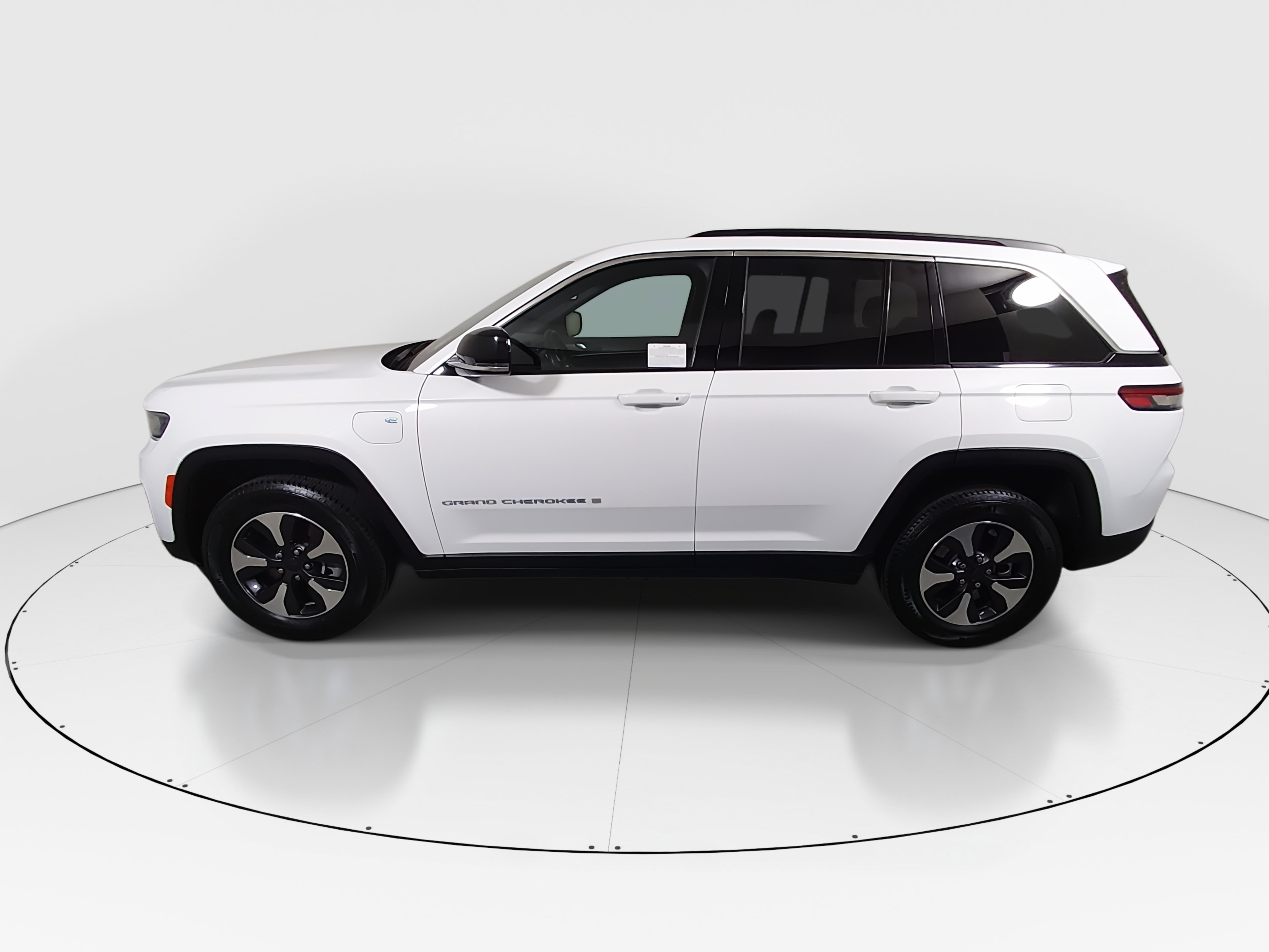 2024 Jeep Grand Cherokee 4xe - Photo 4