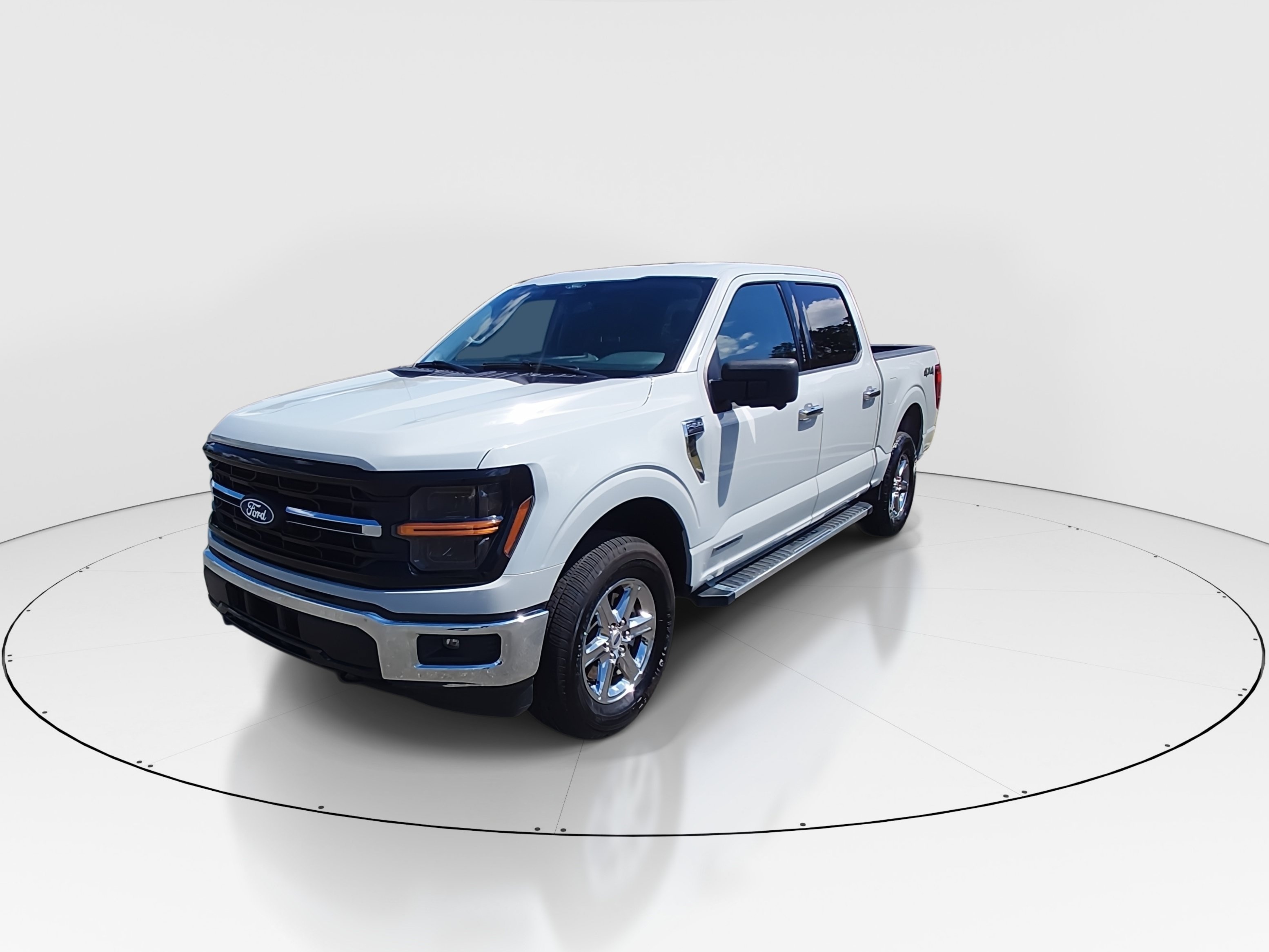 2024 Ford F-150 XLT - Photo 3