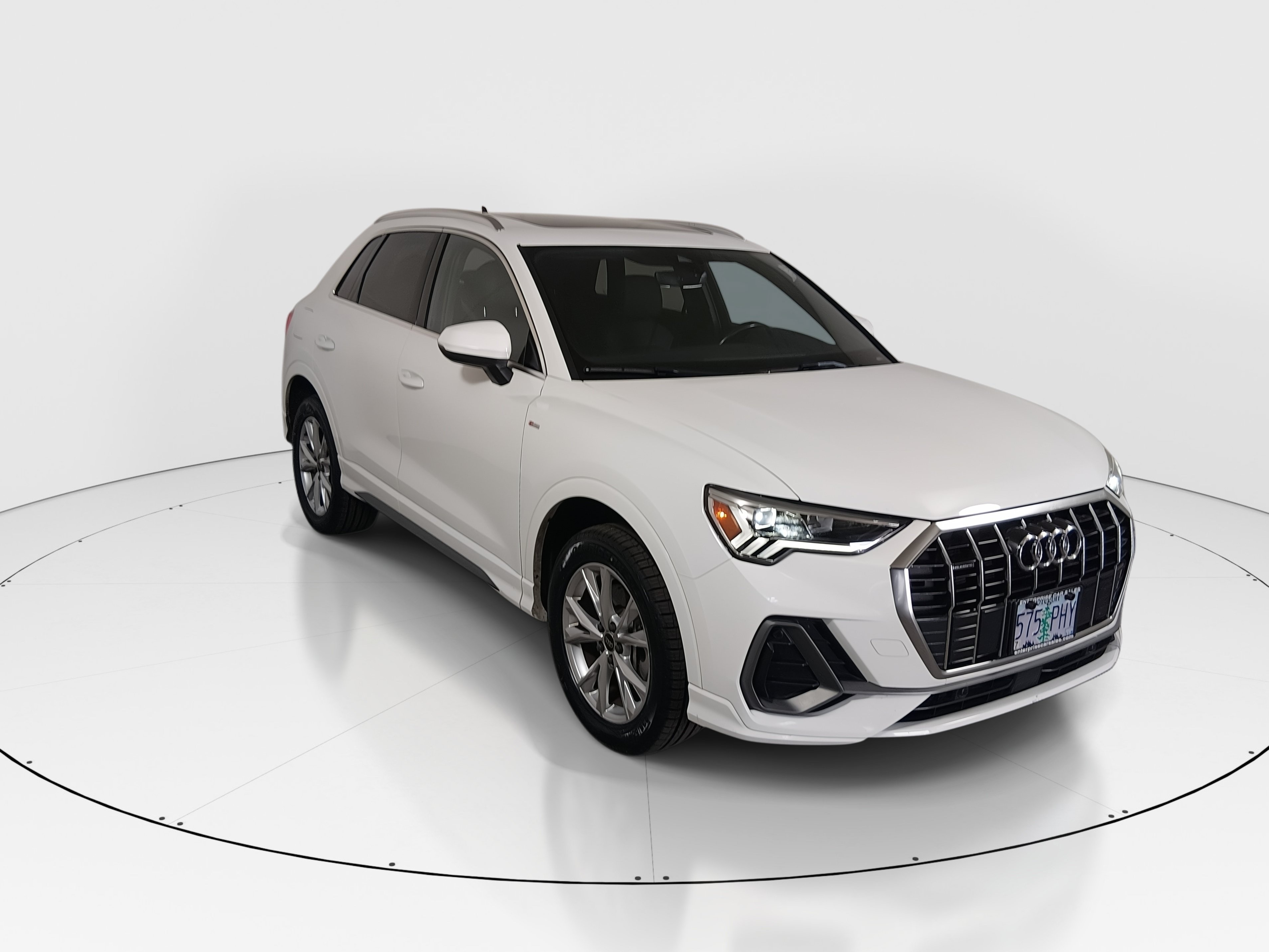 2023 Audi Q3