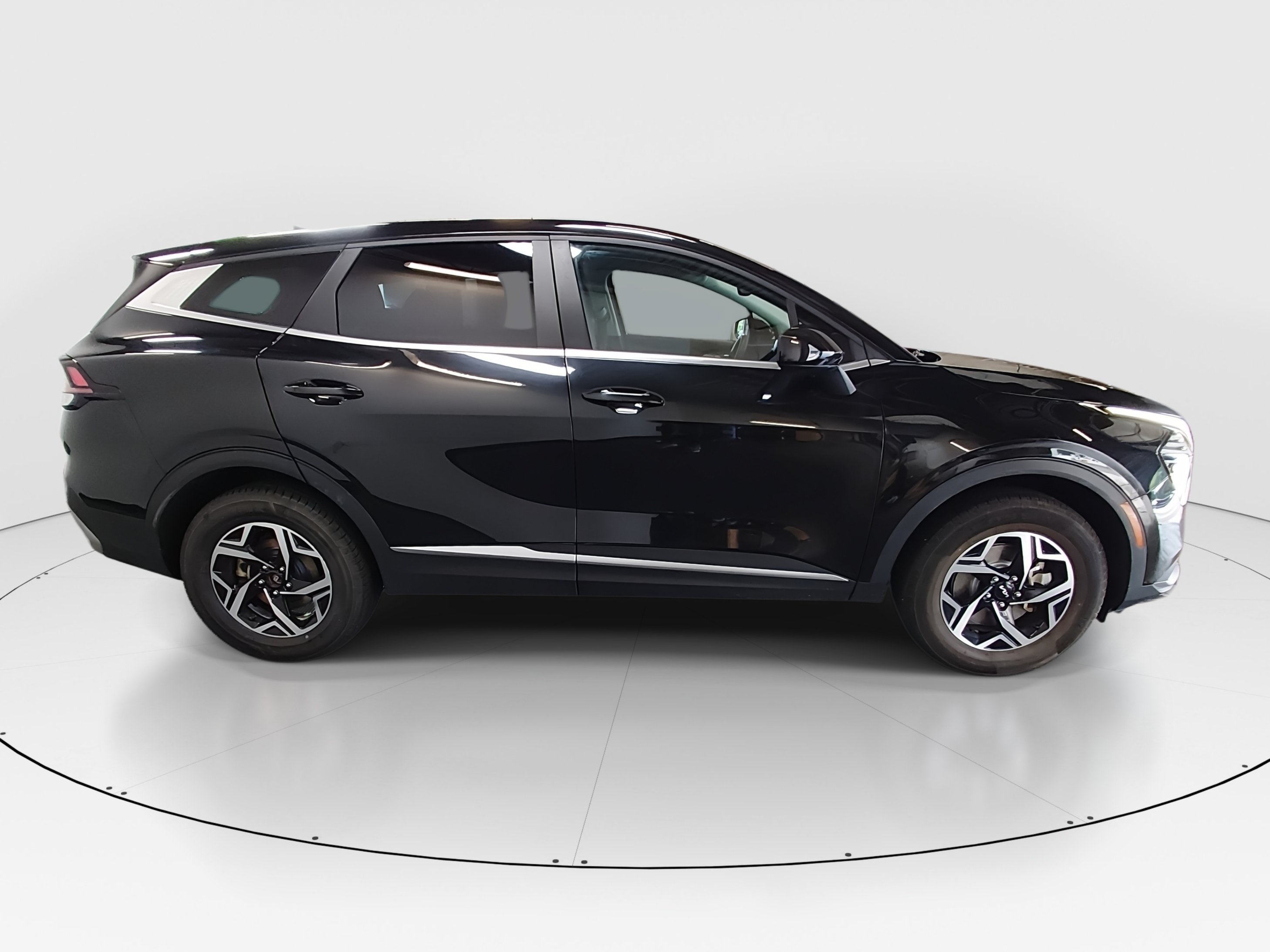 2024 Kia Sportage LX - Photo 8