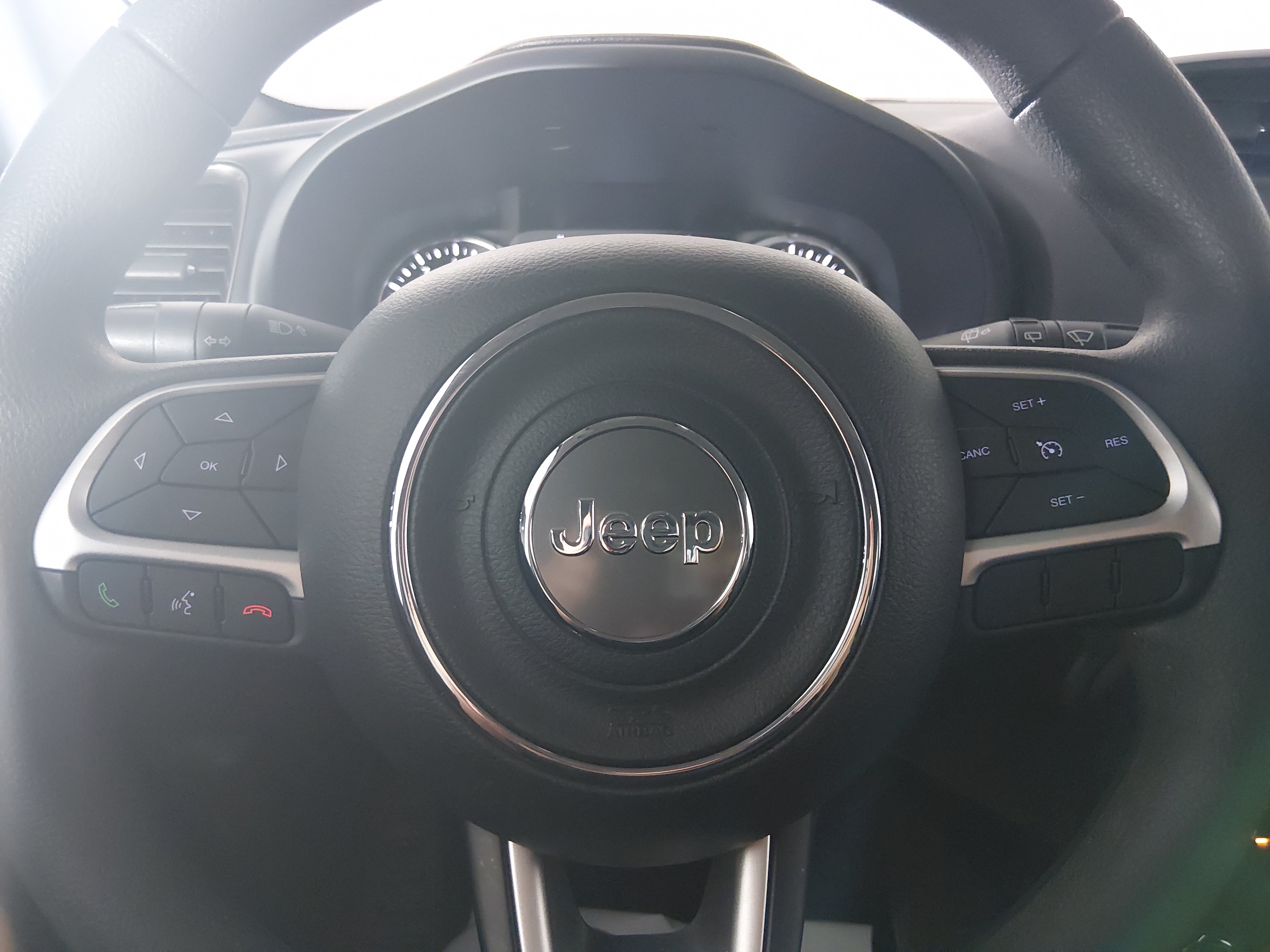 2023 Jeep Renegade Latitude - Photo 12