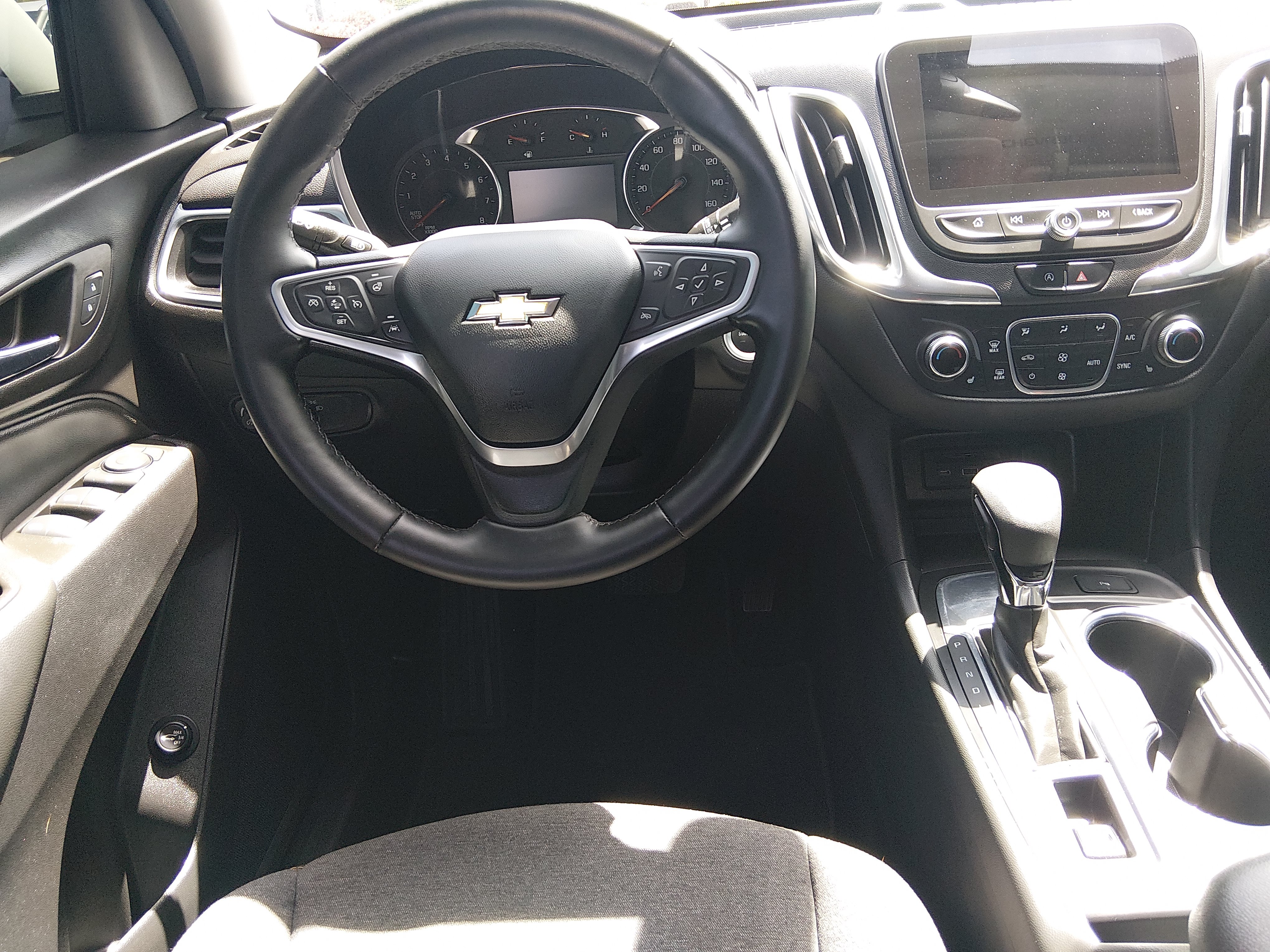 2023 Chevrolet Equinox LT - Photo 12