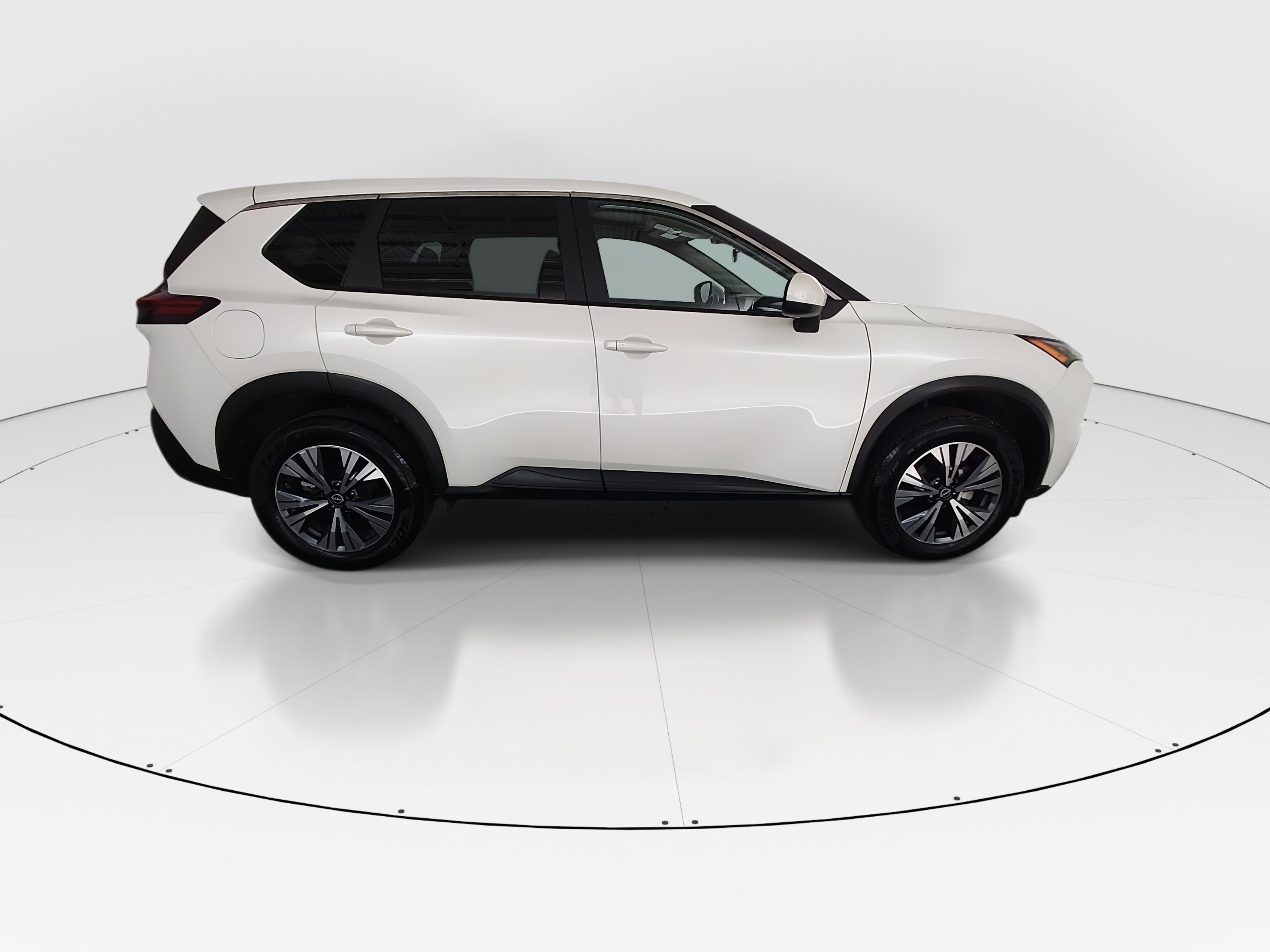2023 Nissan Rogue SV - Photo 8