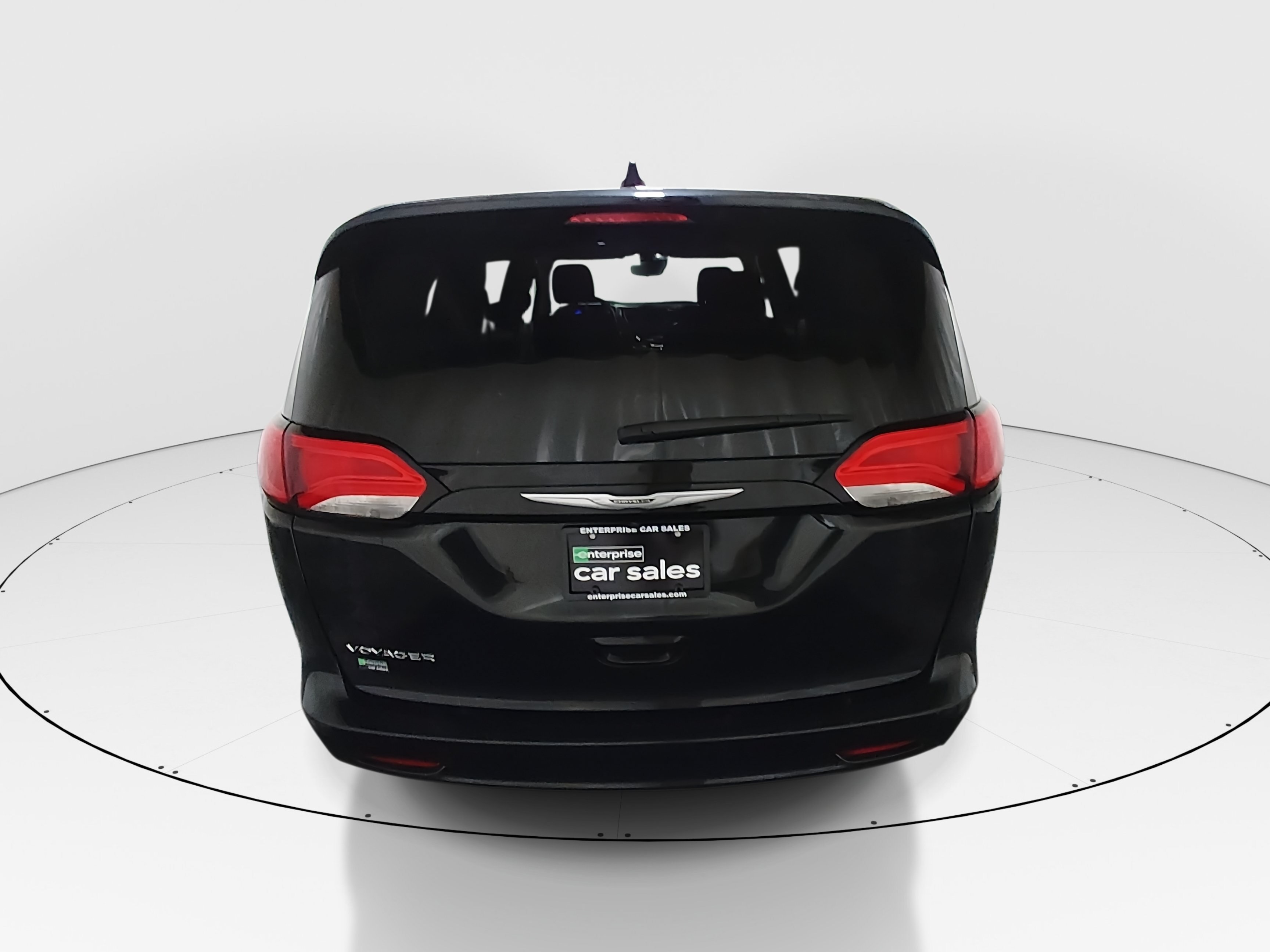 2023 Chrysler Voyager LX - Photo 6