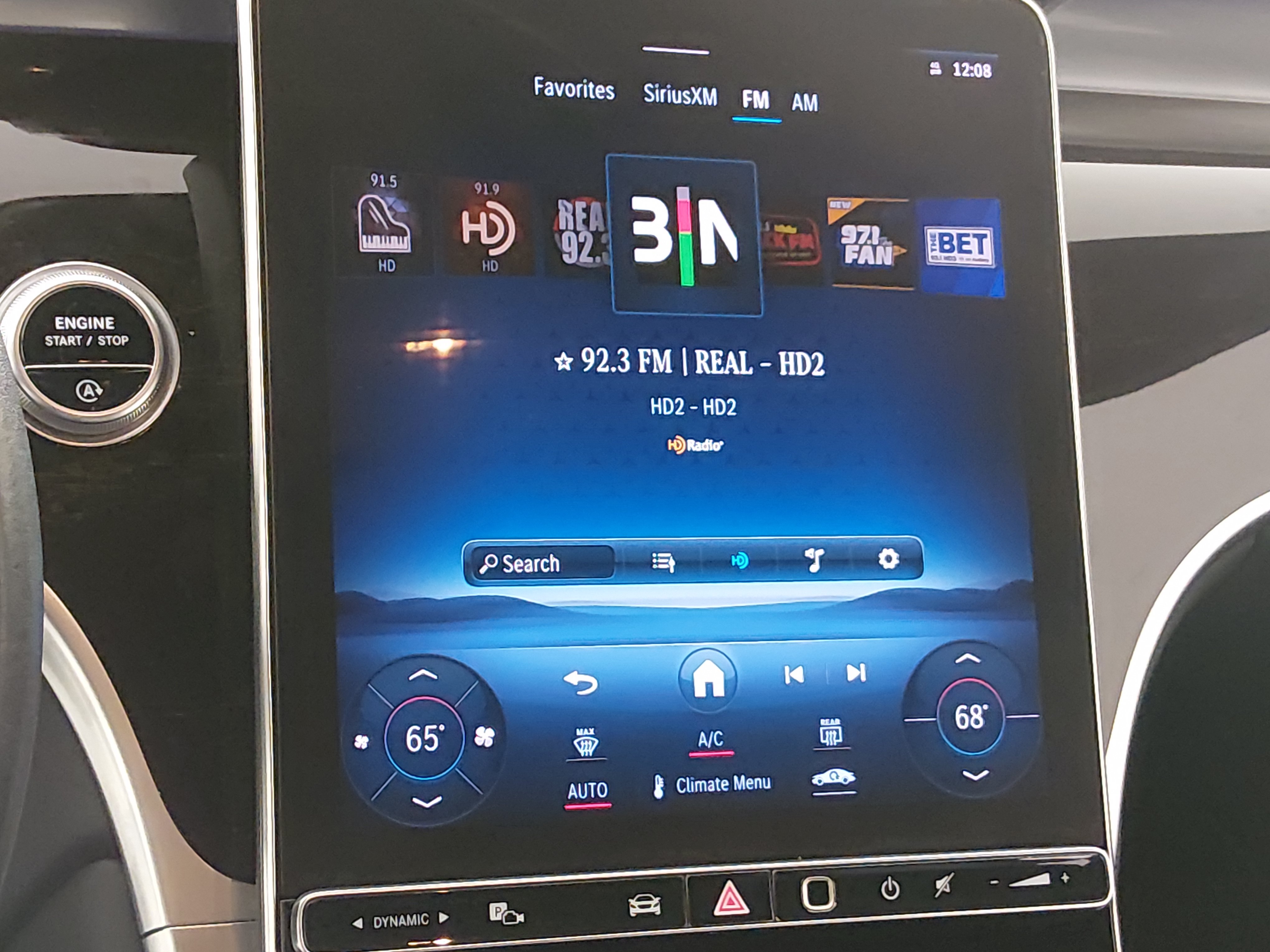 2024 Mercedes-Benz GLC GLC300 - Photo 19
