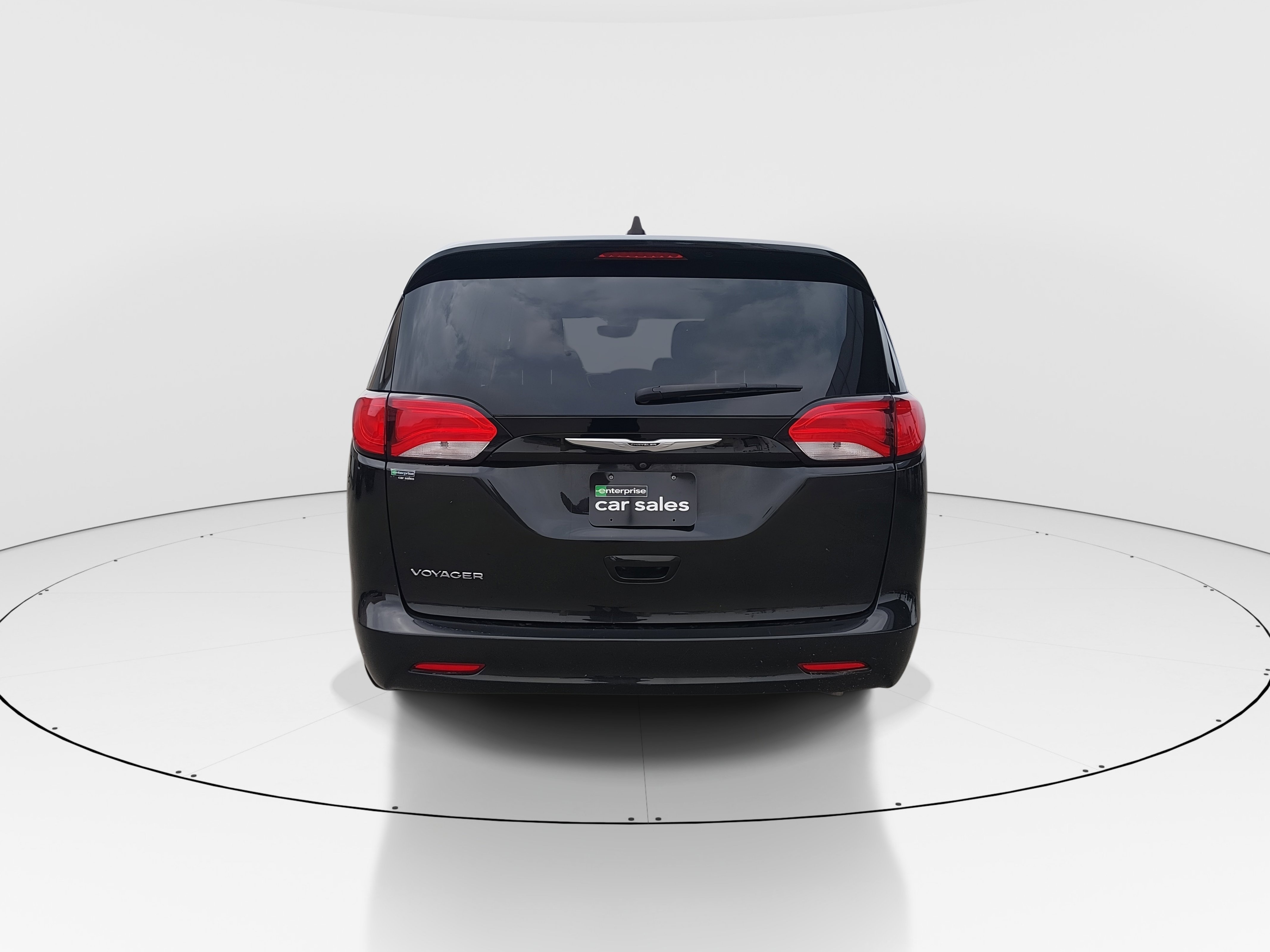 2023 Chrysler Voyager LX - Photo 6