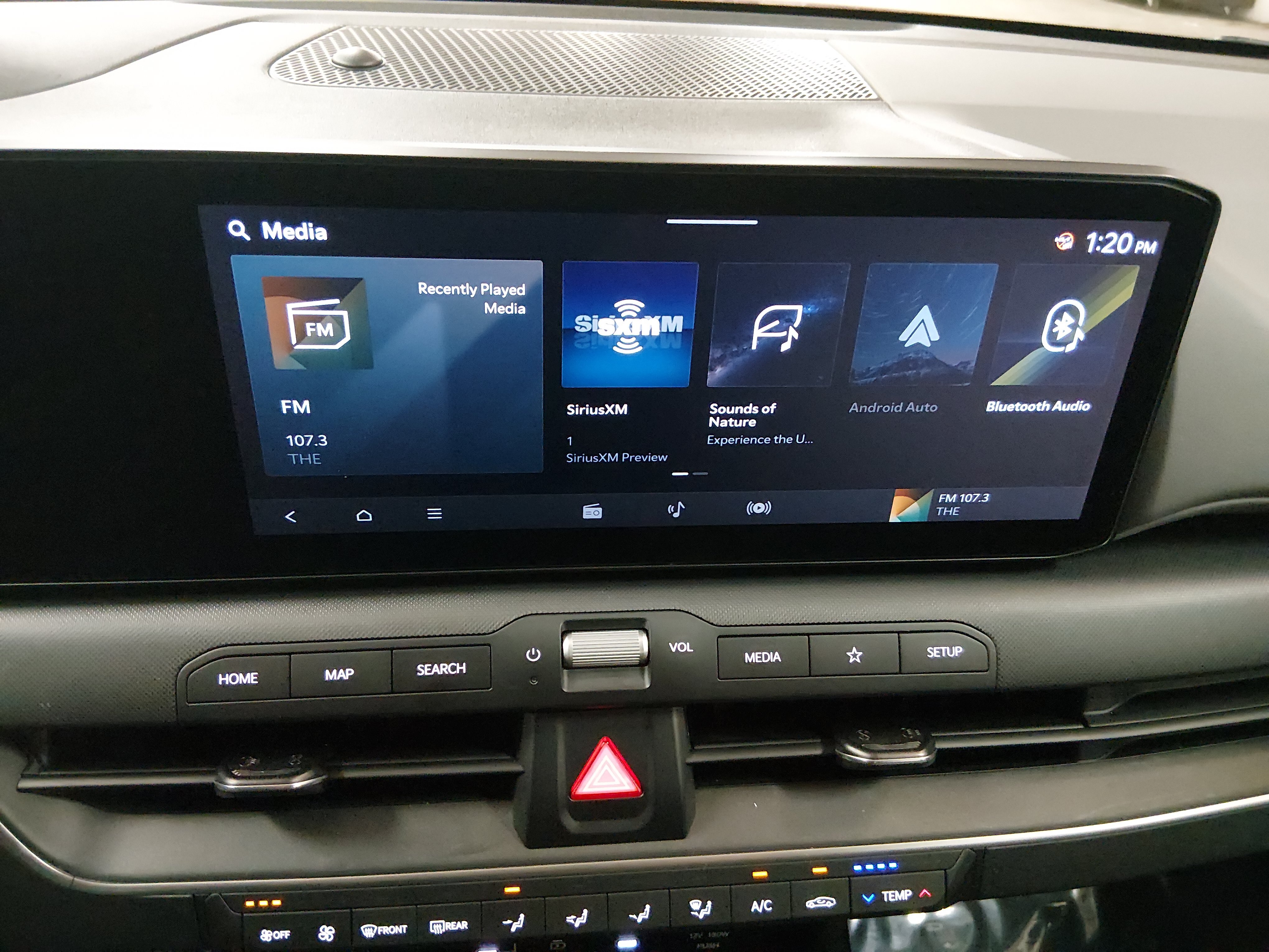 2025 Kia K4 LXS - Photo 19
