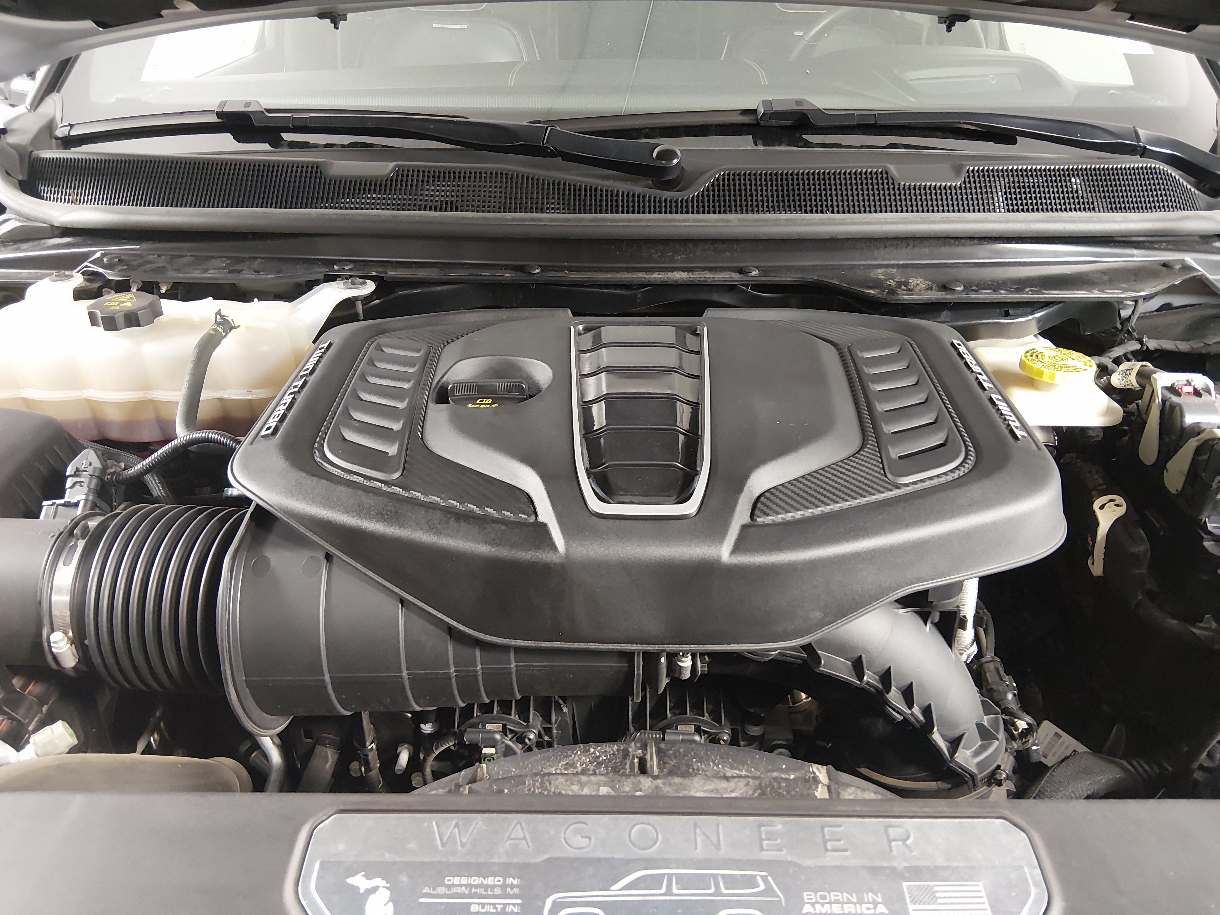 2024 Jeep Grand Wagoneer L Series III - Photo 9