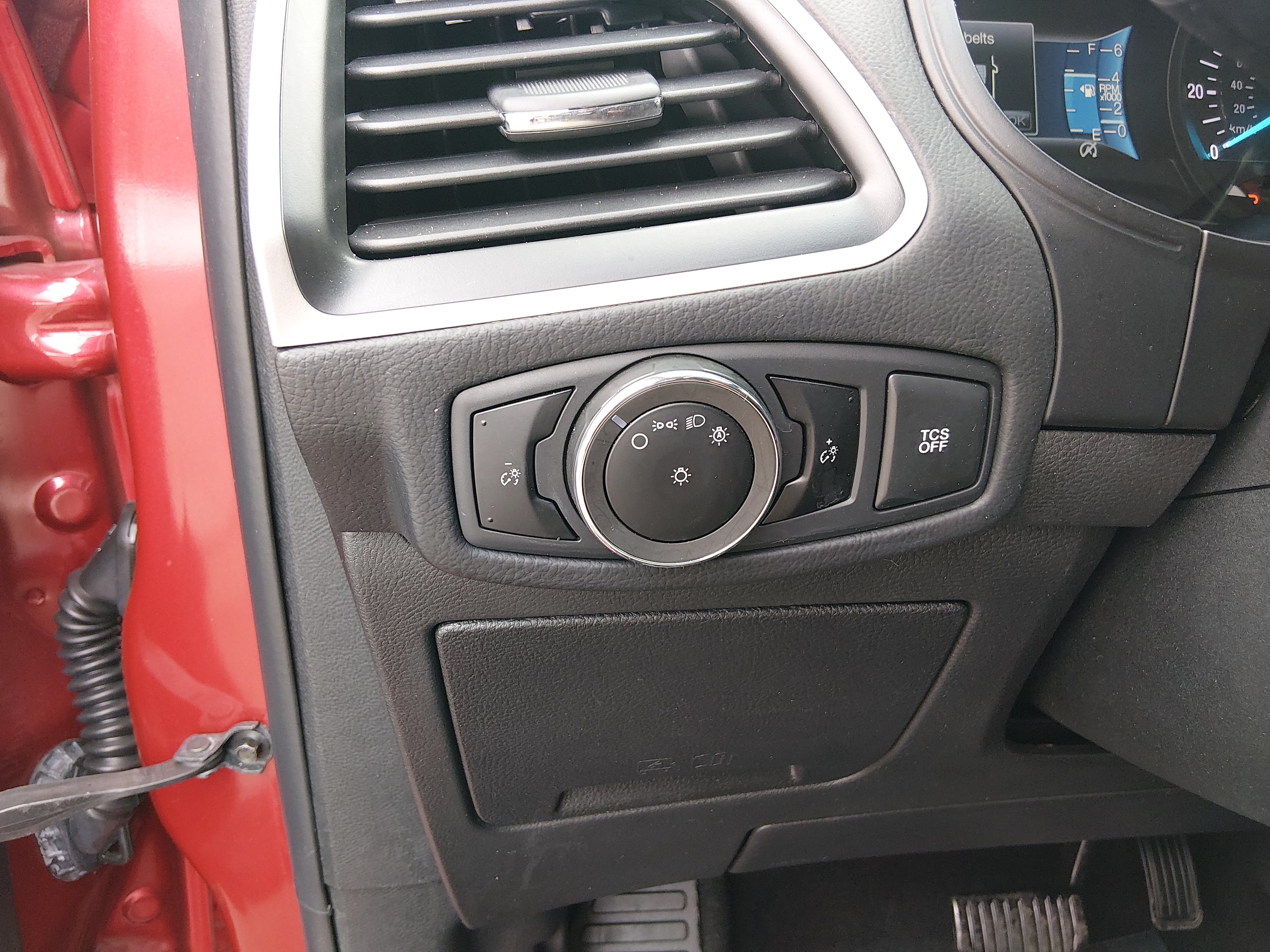 2023 Ford Edge SEL - Photo 13
