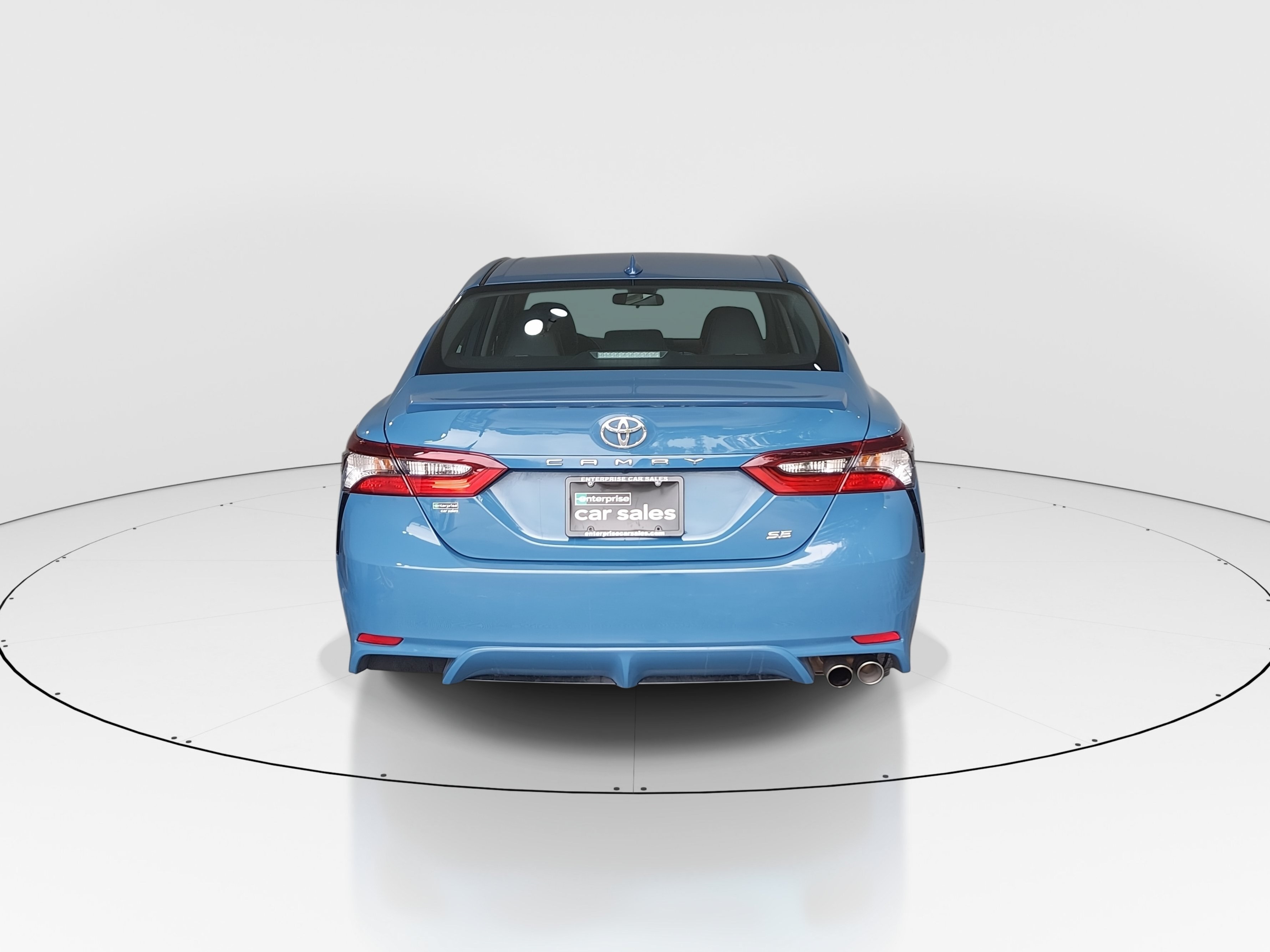 2024 Toyota Camry SE - Photo 6