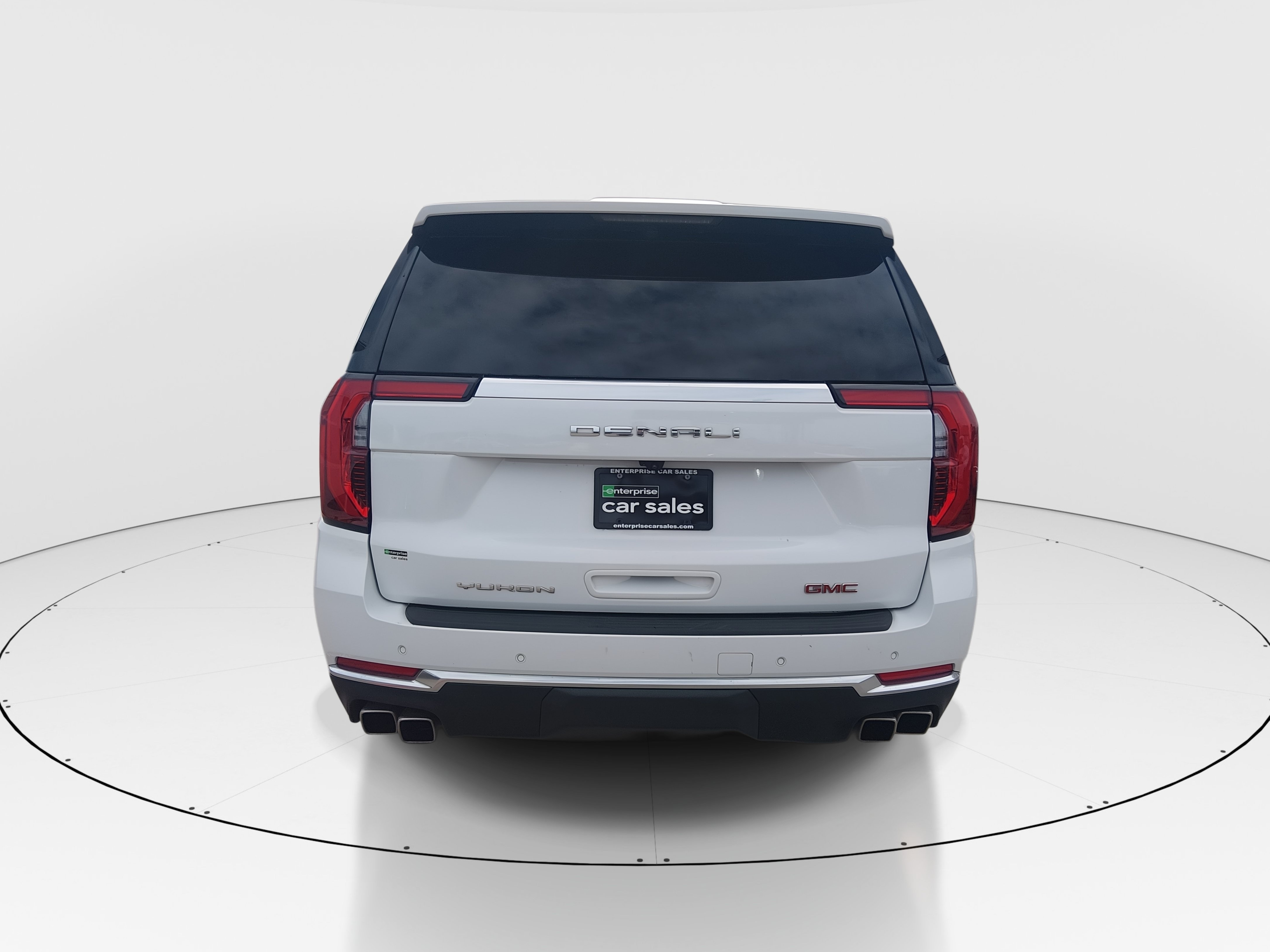 2025 GMC Yukon Denali - Photo 6