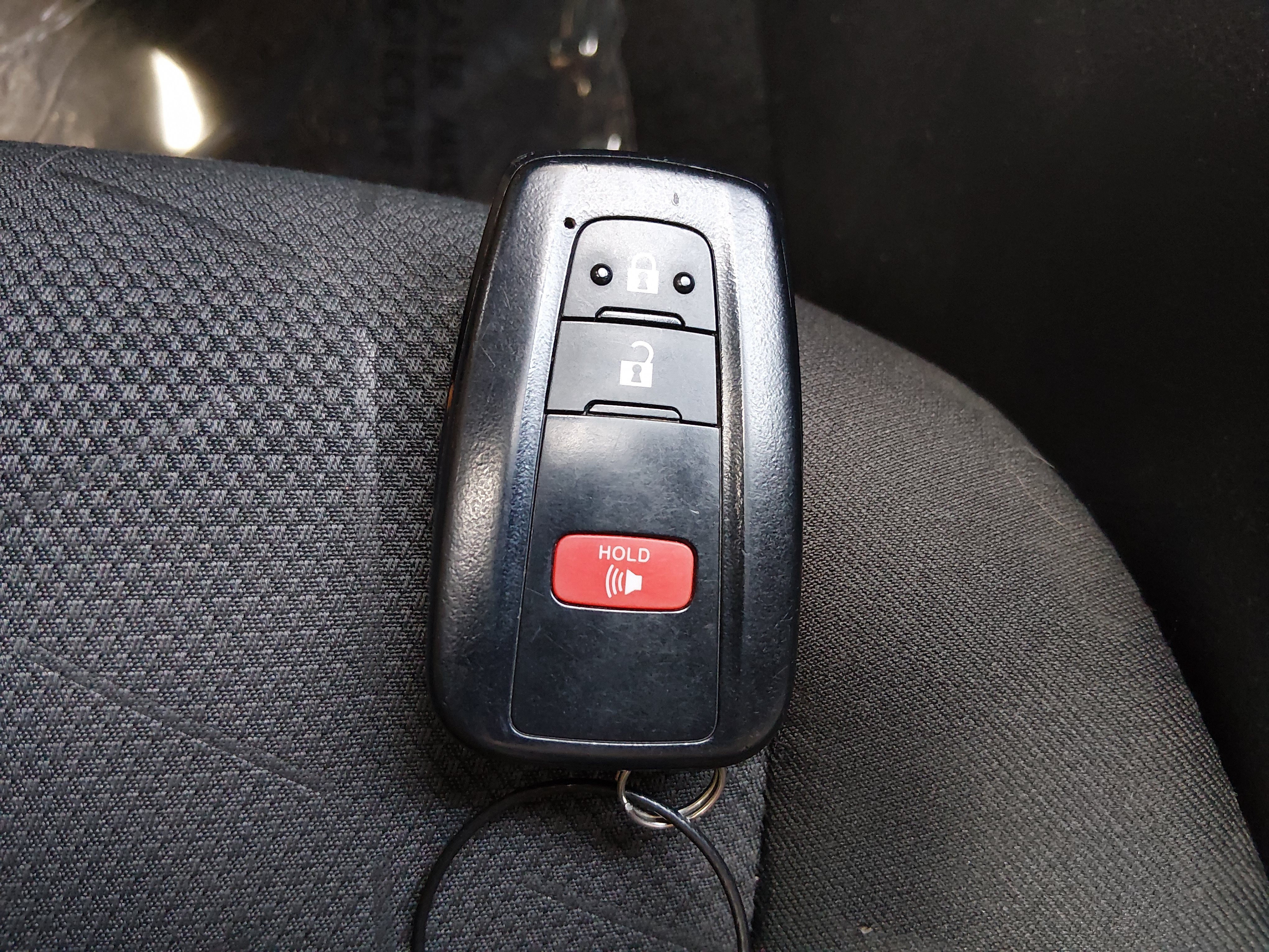 2024 Toyota RAV4 XLE - Photo 15