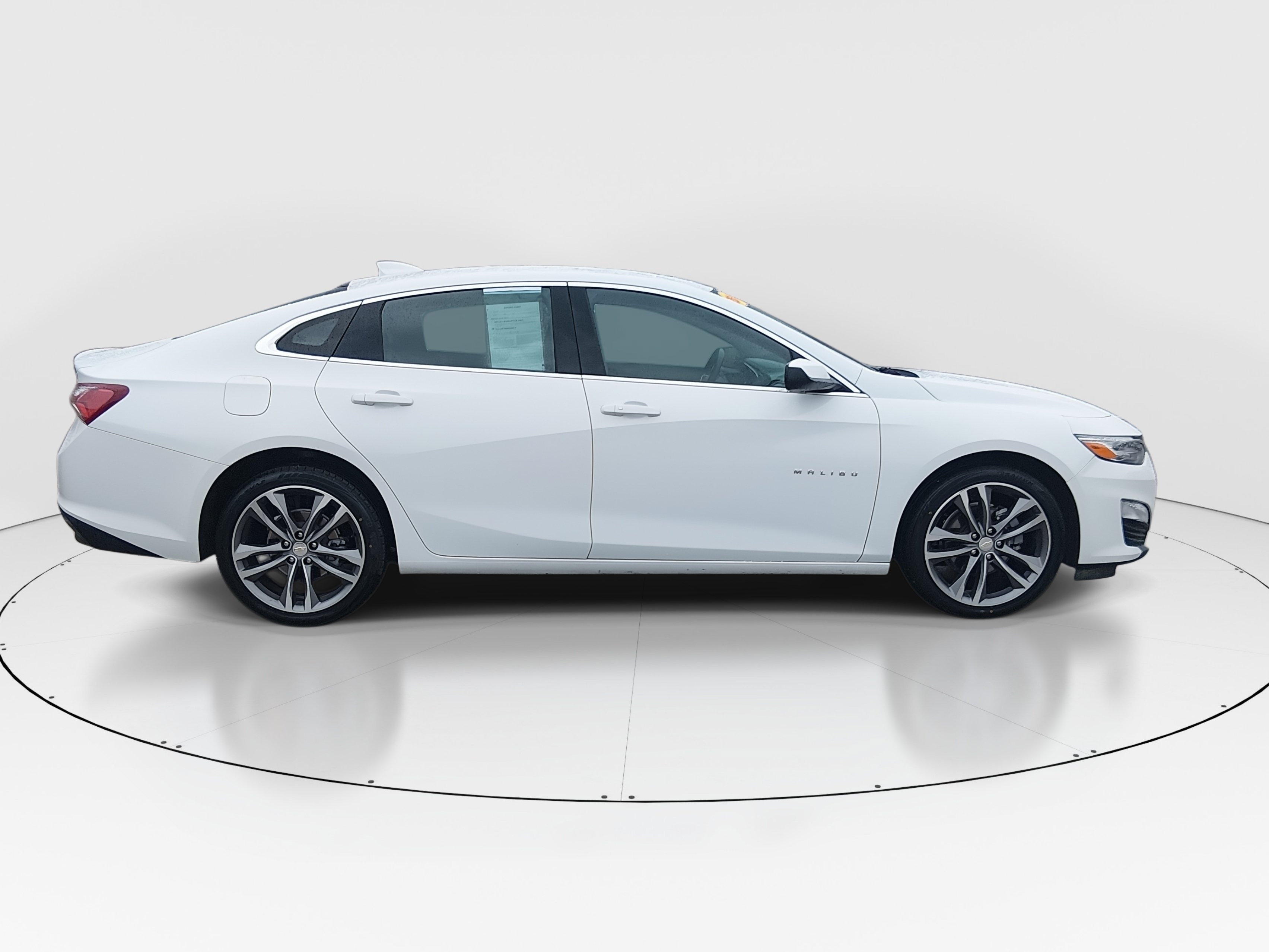 2024 Chevrolet Malibu 2LT - Photo 8
