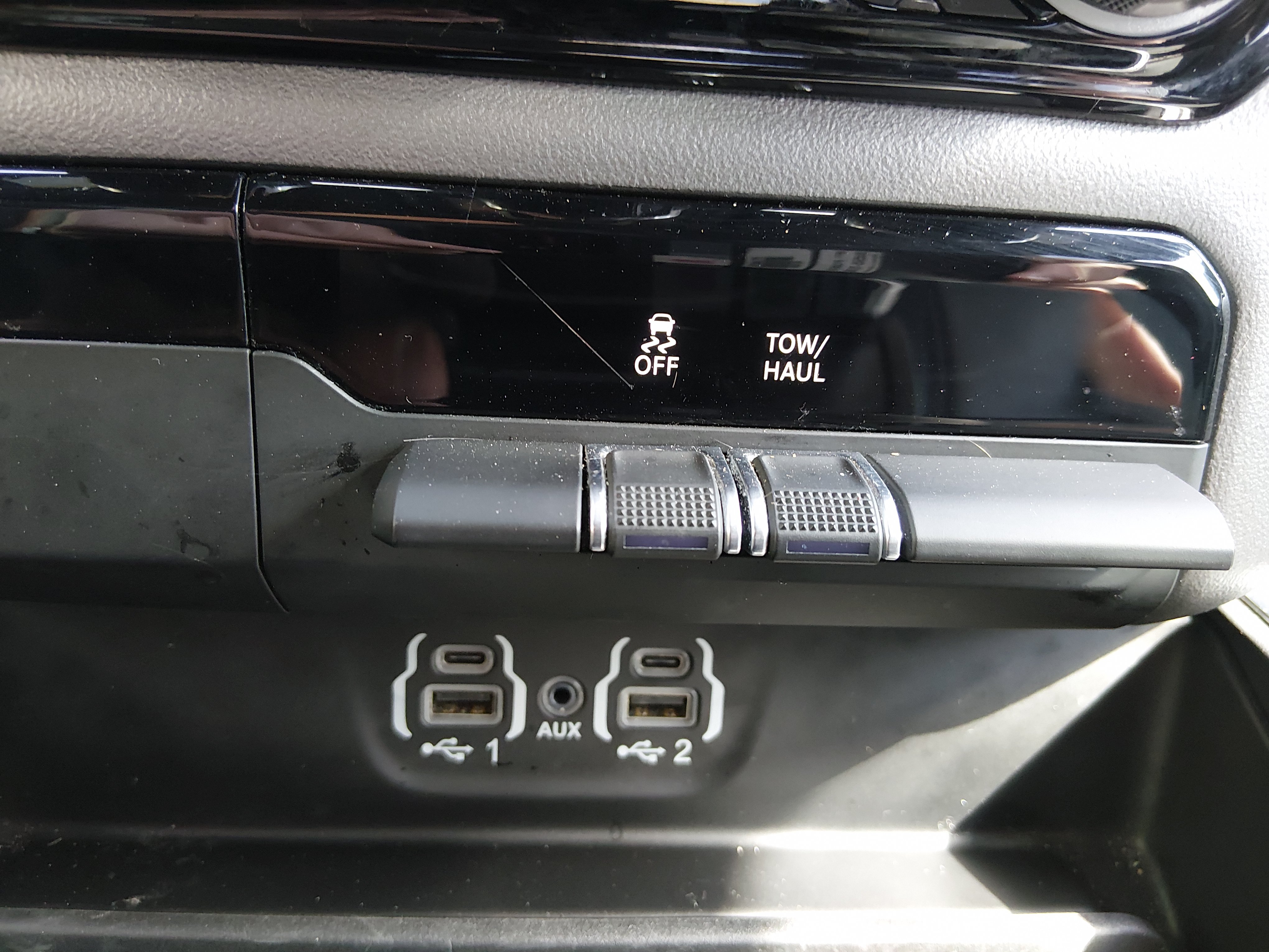 2024 RAM Ram 1500 Pickup Laramie - Photo 16