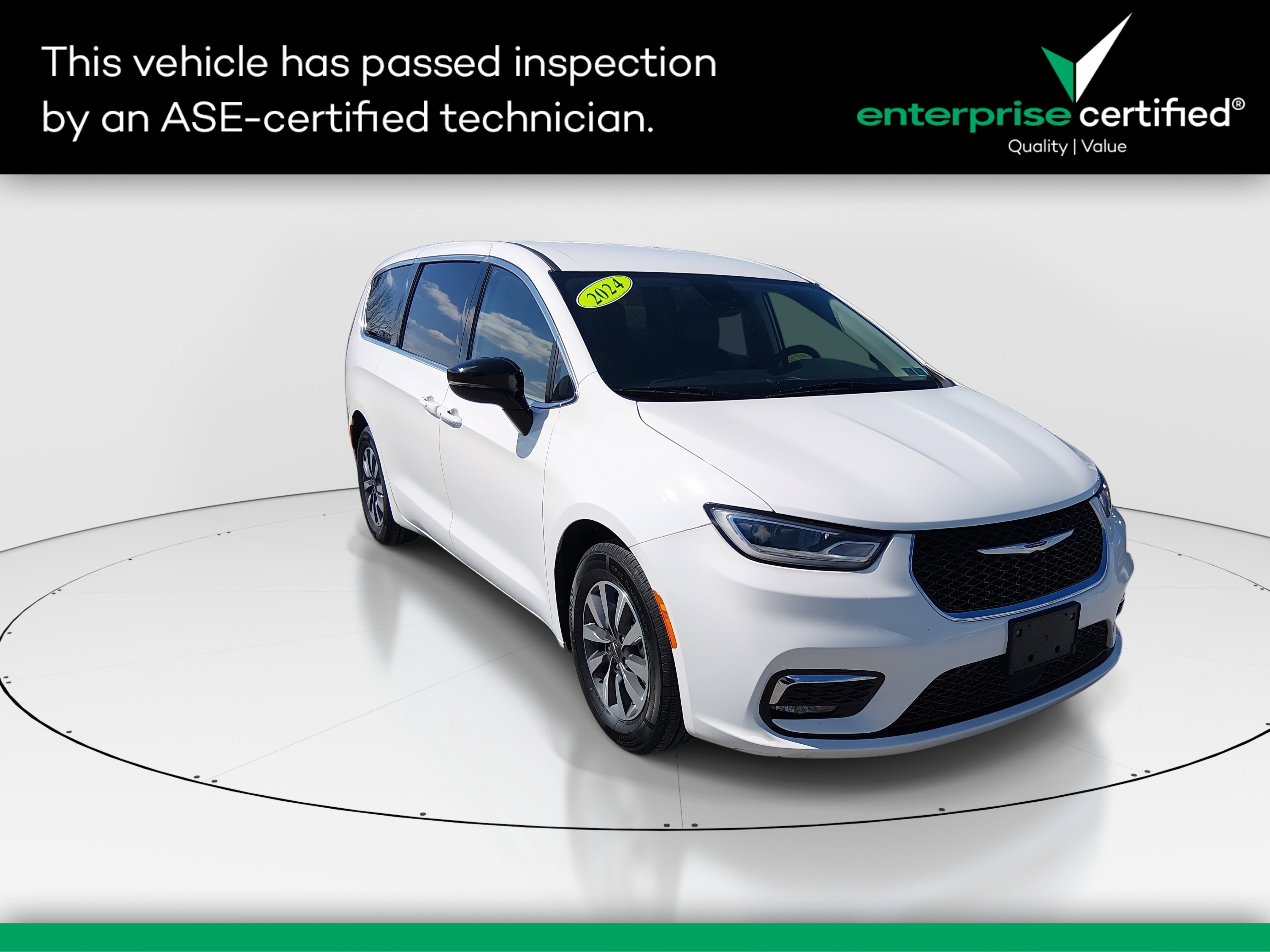 2024 Chrysler Pacifica PHEV