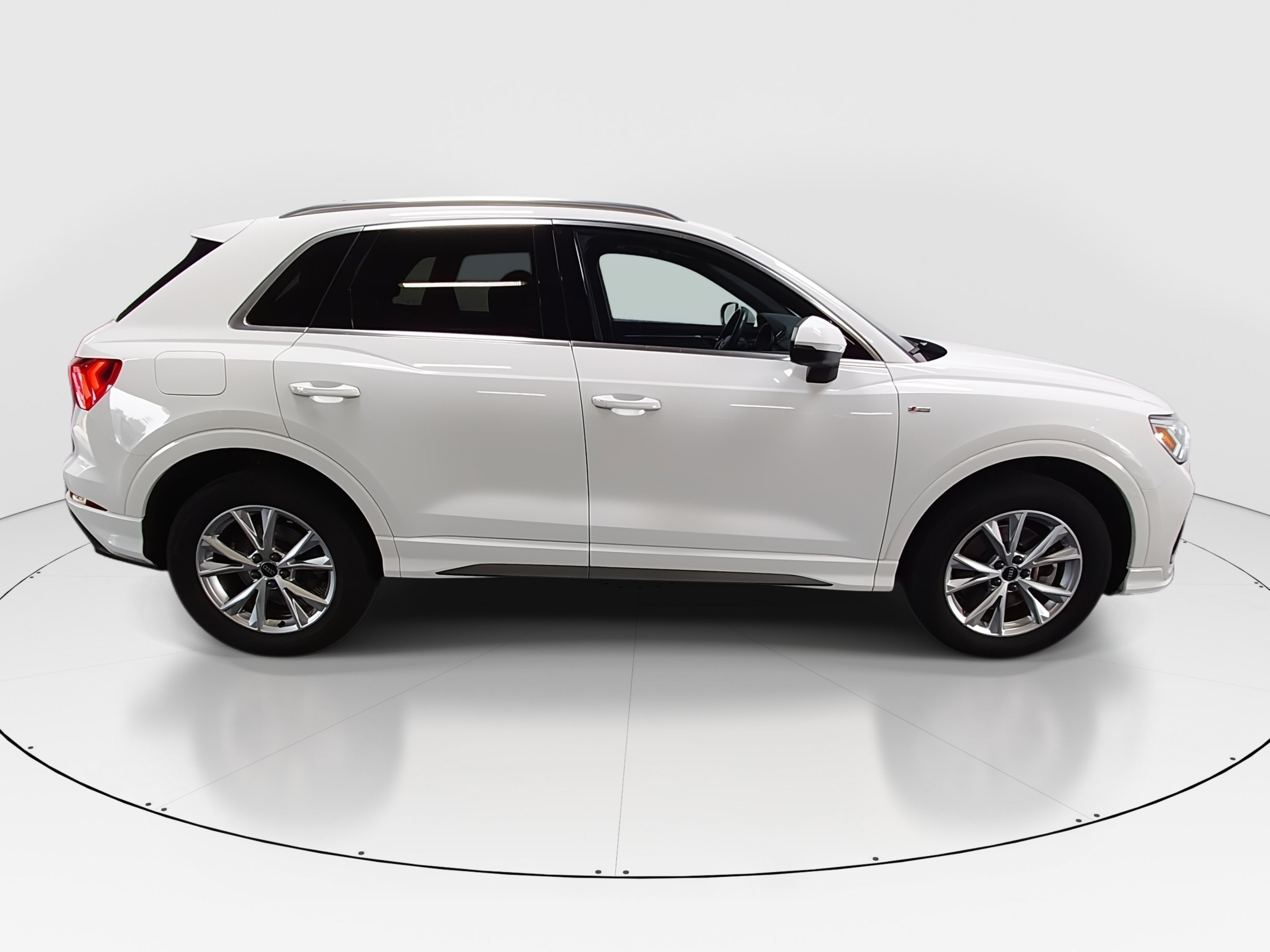 2023 Audi Q3 S Line Premium Plus - Photo 8