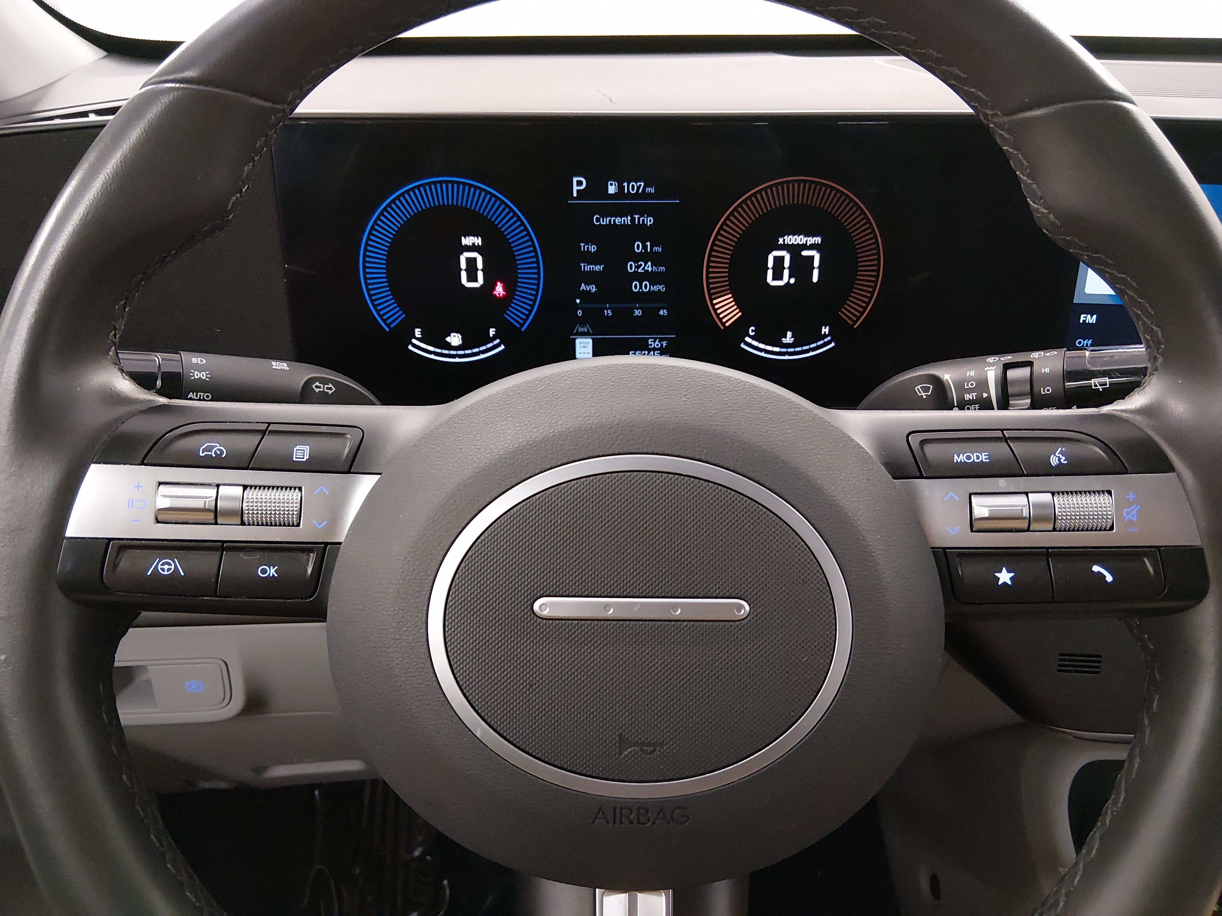 2025 Hyundai Kona SEL - Photo 12