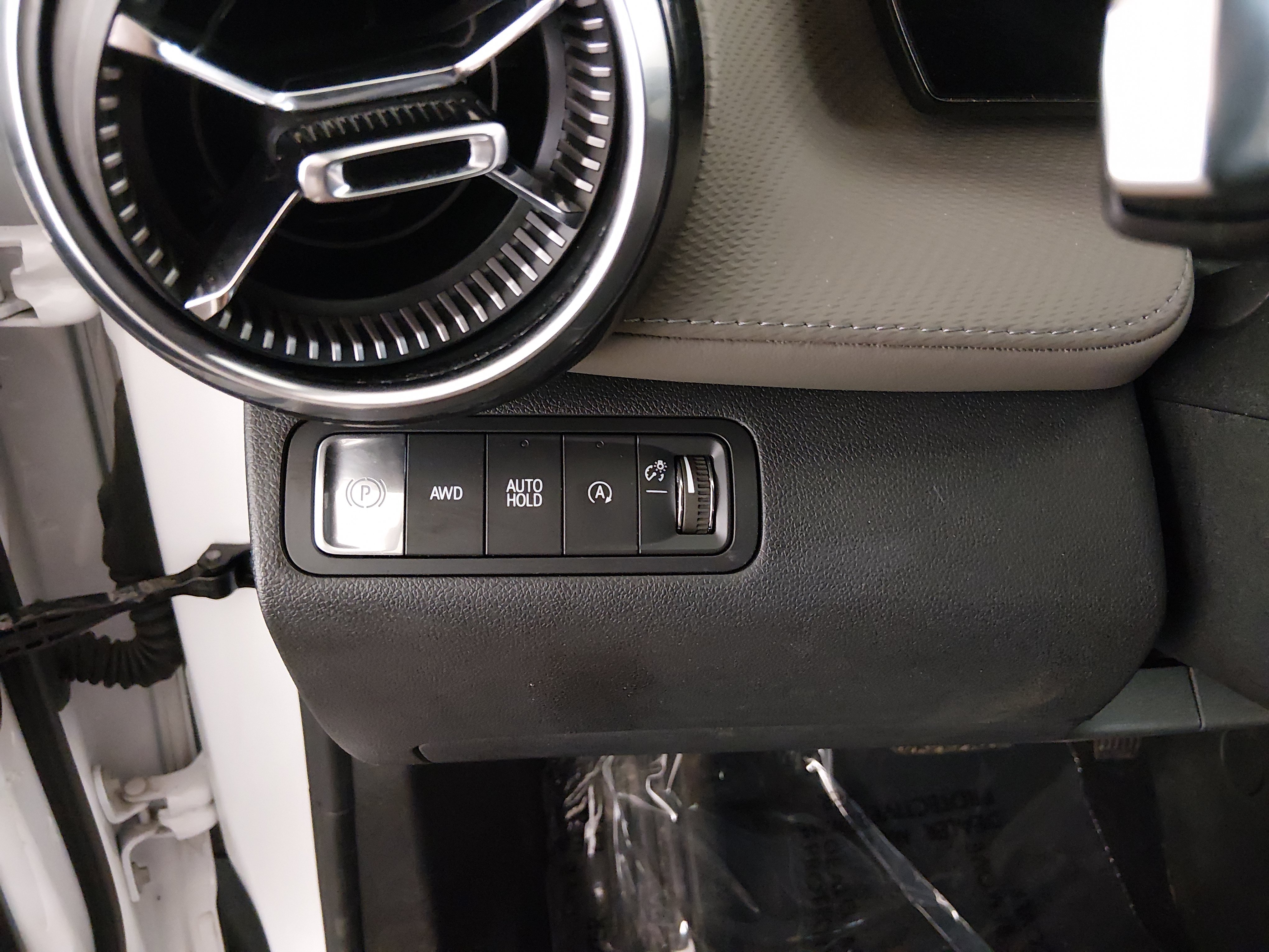 2025 Chevrolet Equinox LT - Photo 13