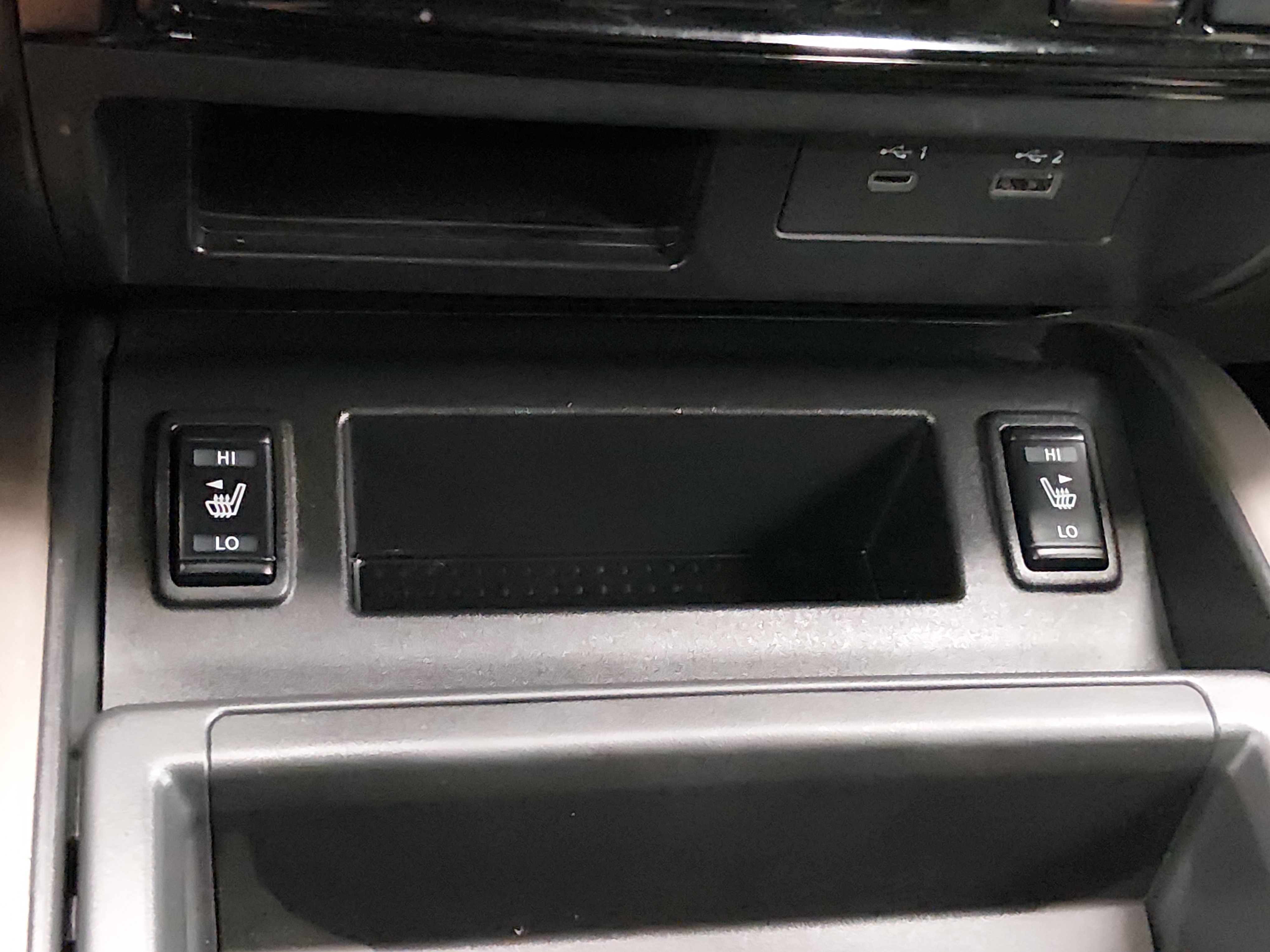 2024 Nissan Titan SV - Photo 18