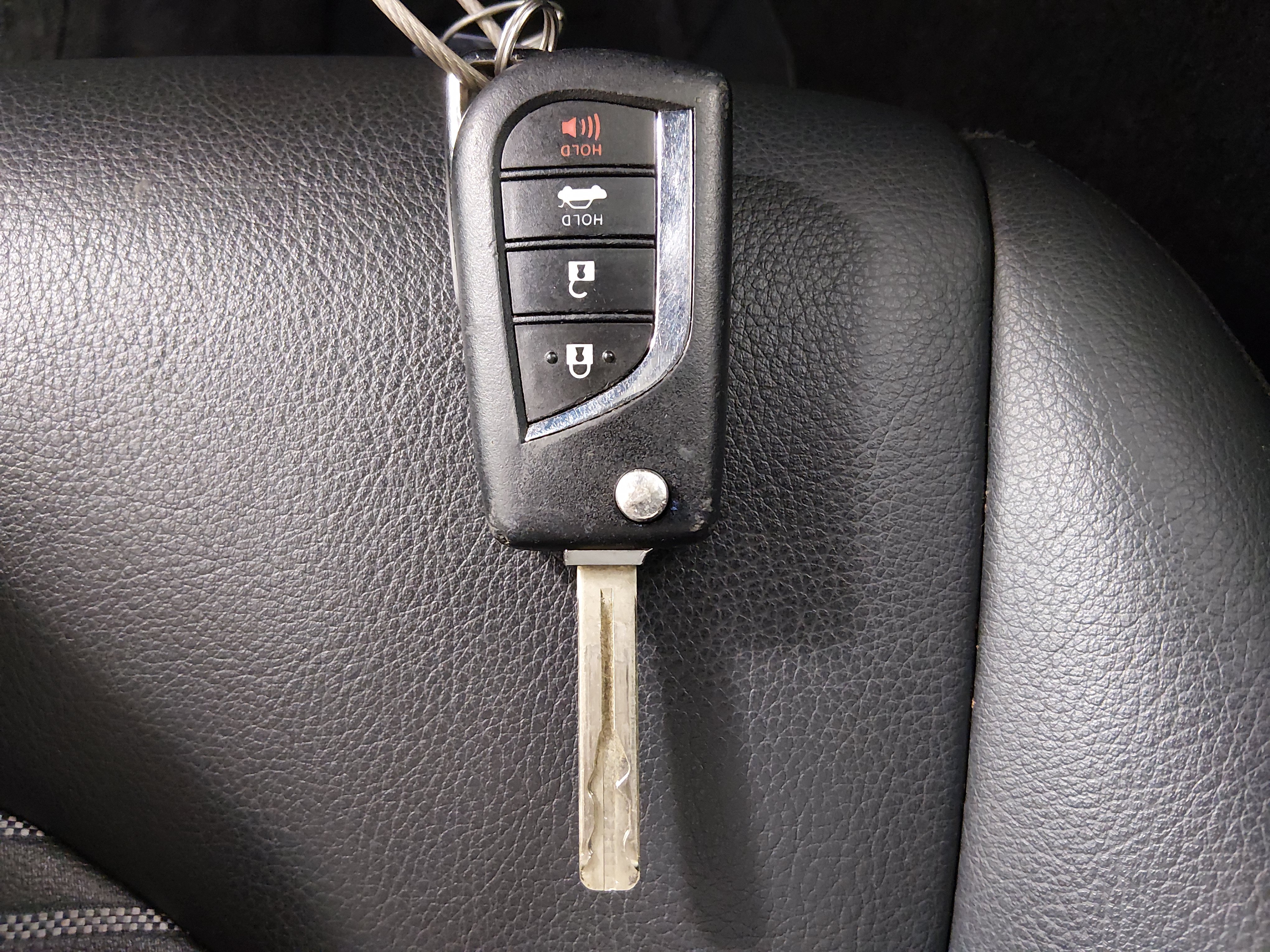 2024 Toyota Camry SE - Photo 15