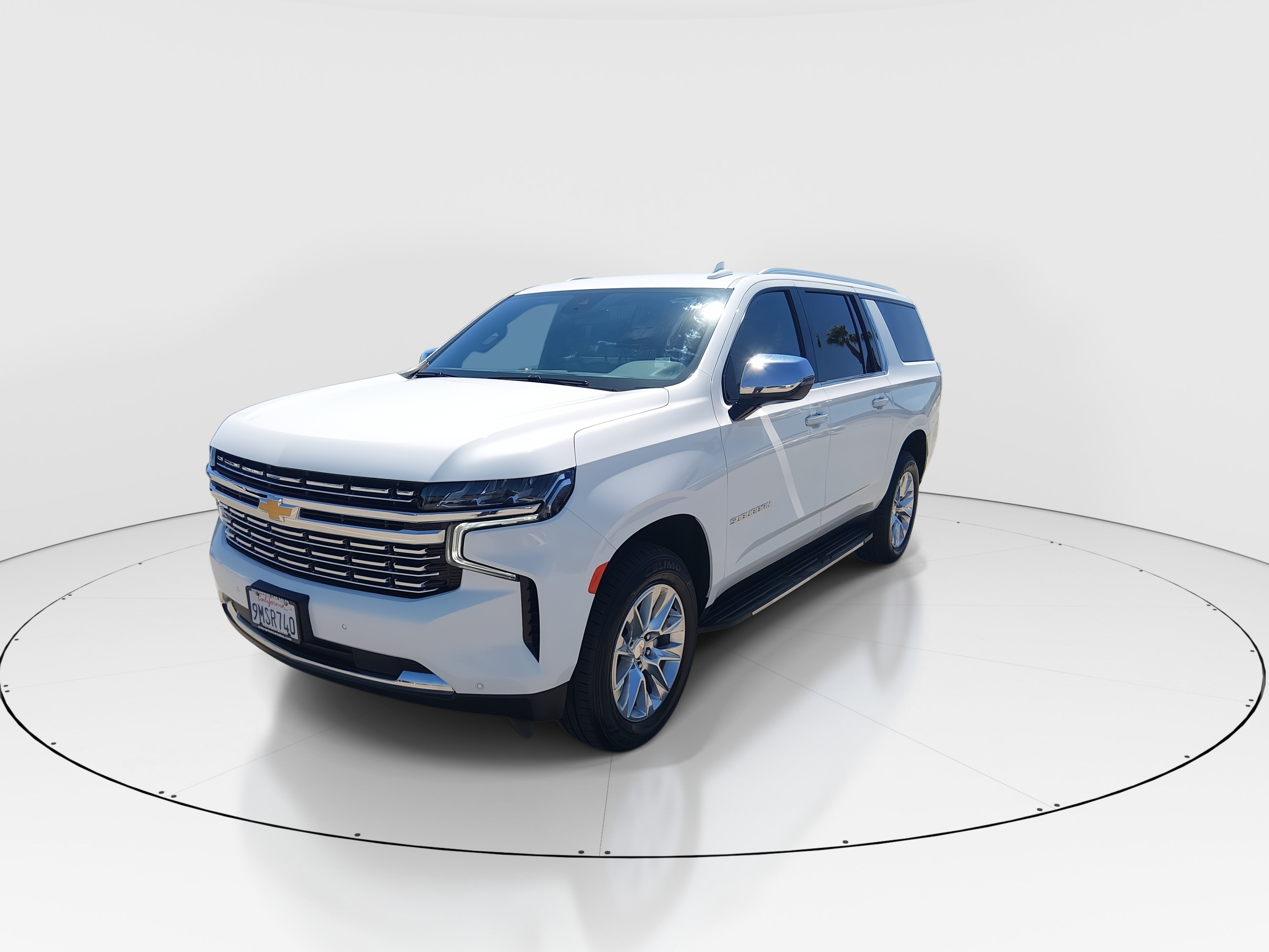 2024 Chevrolet Suburban Premier - Photo 3