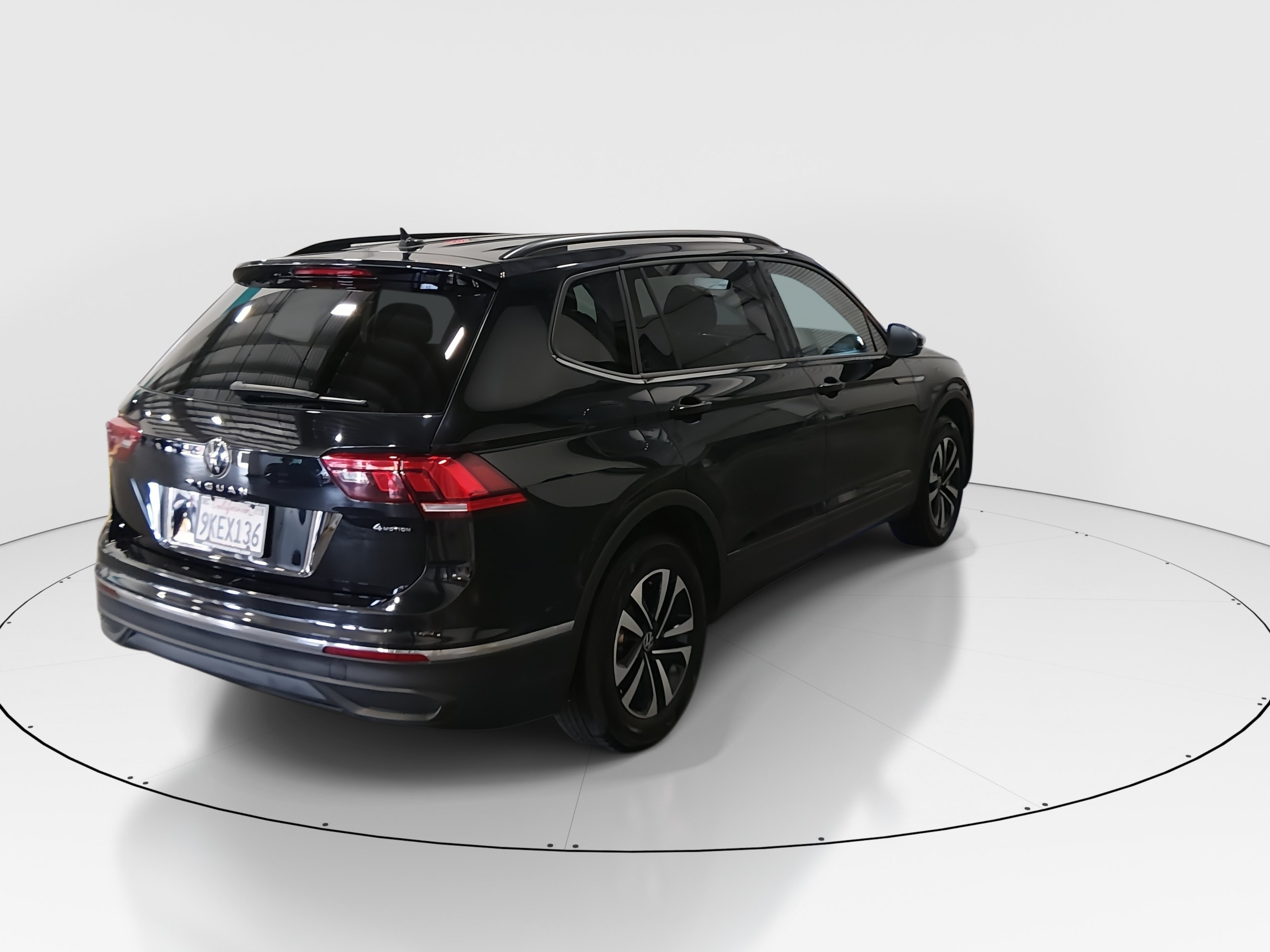 2024 Volkswagen Tiguan S - Photo 7