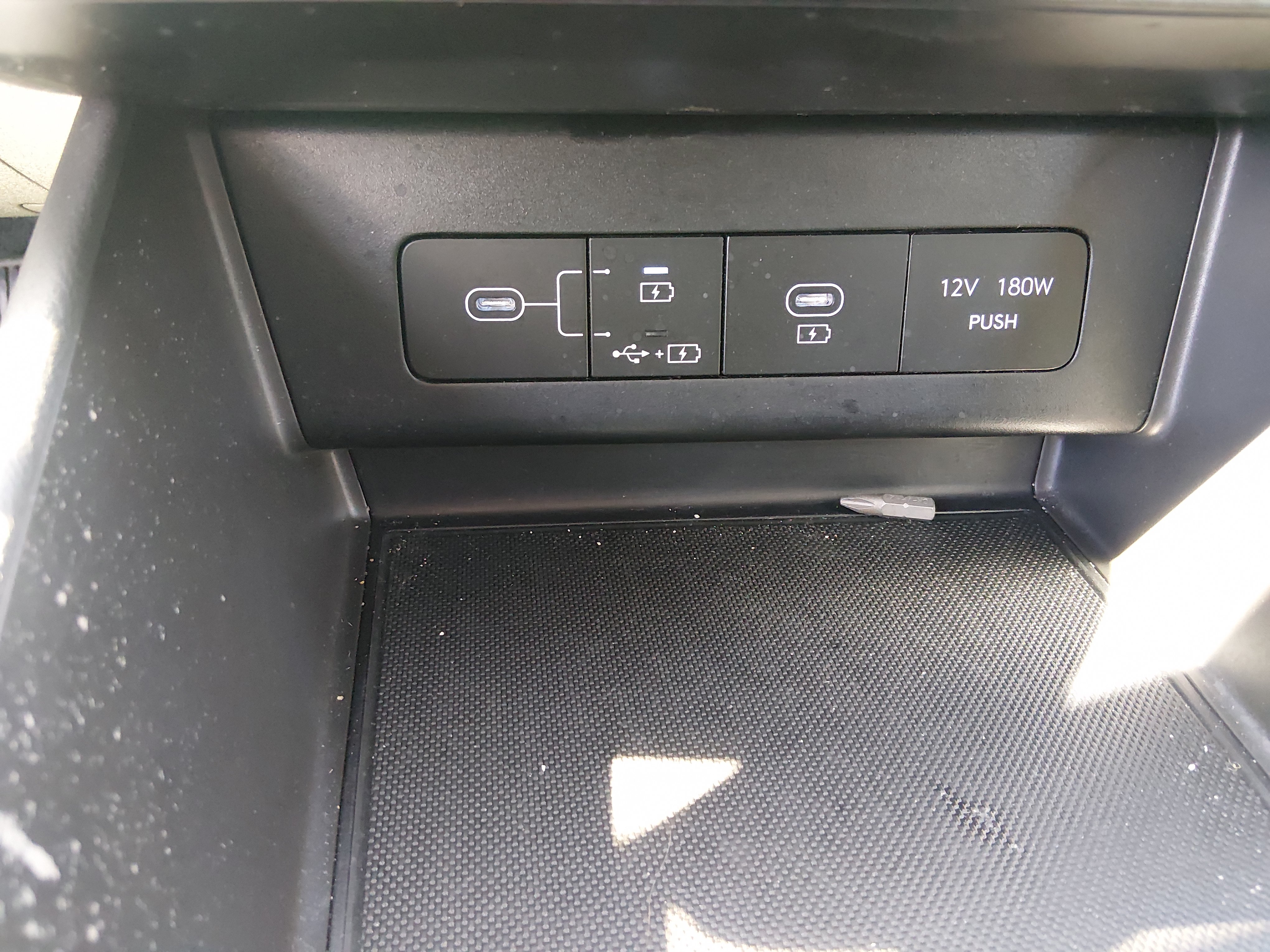 2025 Hyundai Sonata SEL - Photo 19