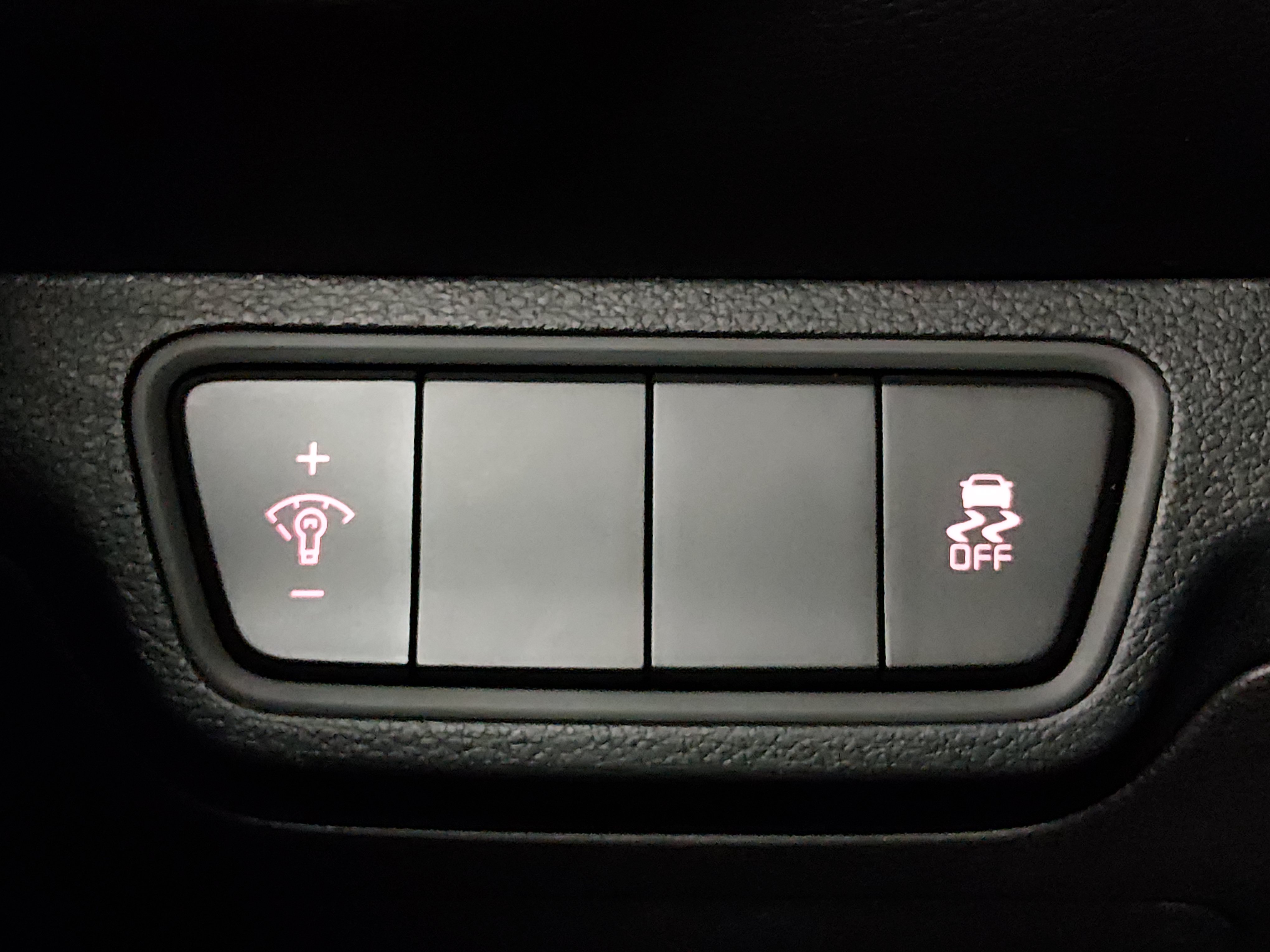 2024 Kia Forte LXS - Photo 13
