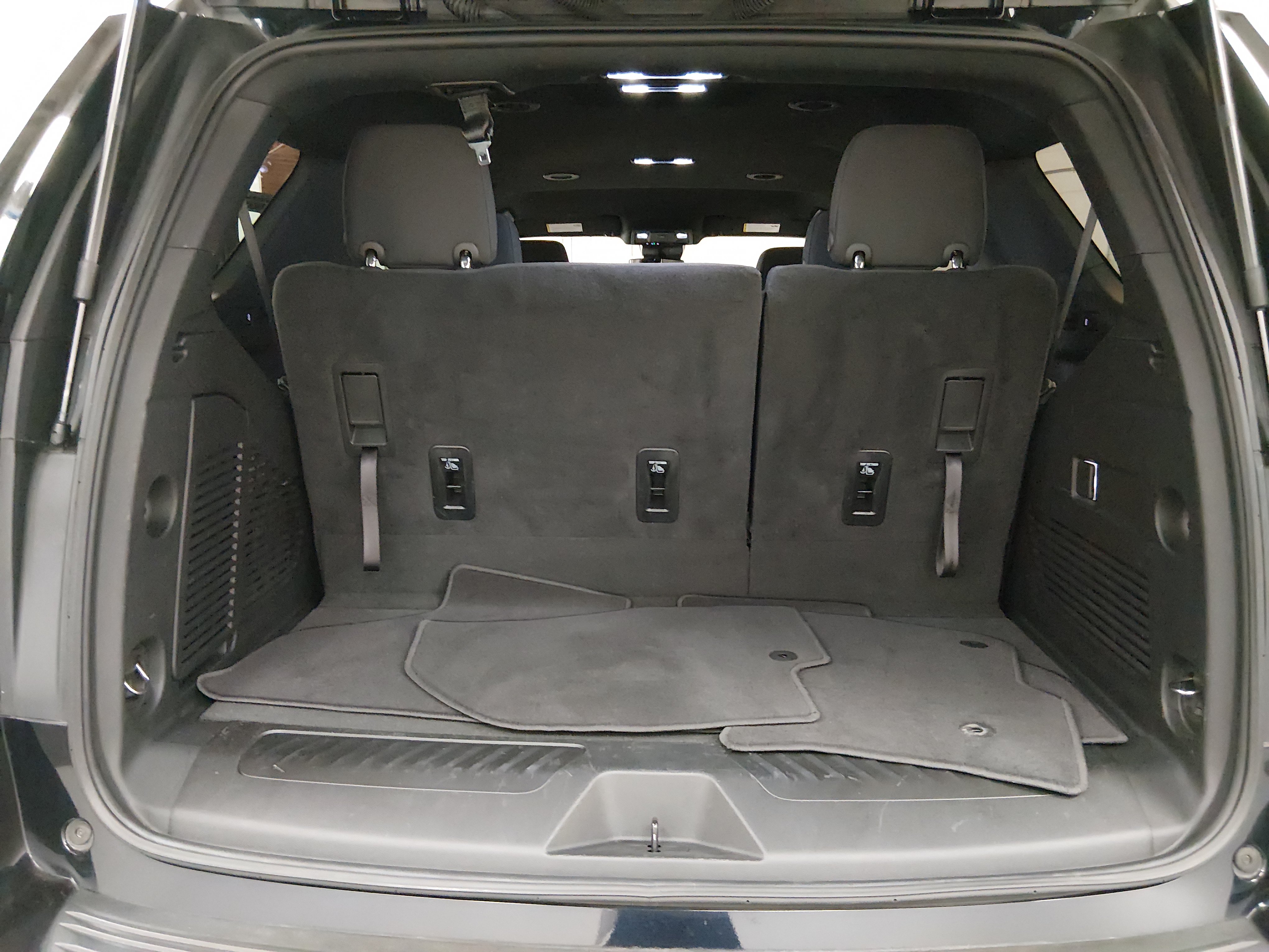 2024 Chevrolet Tahoe LS - Photo 11