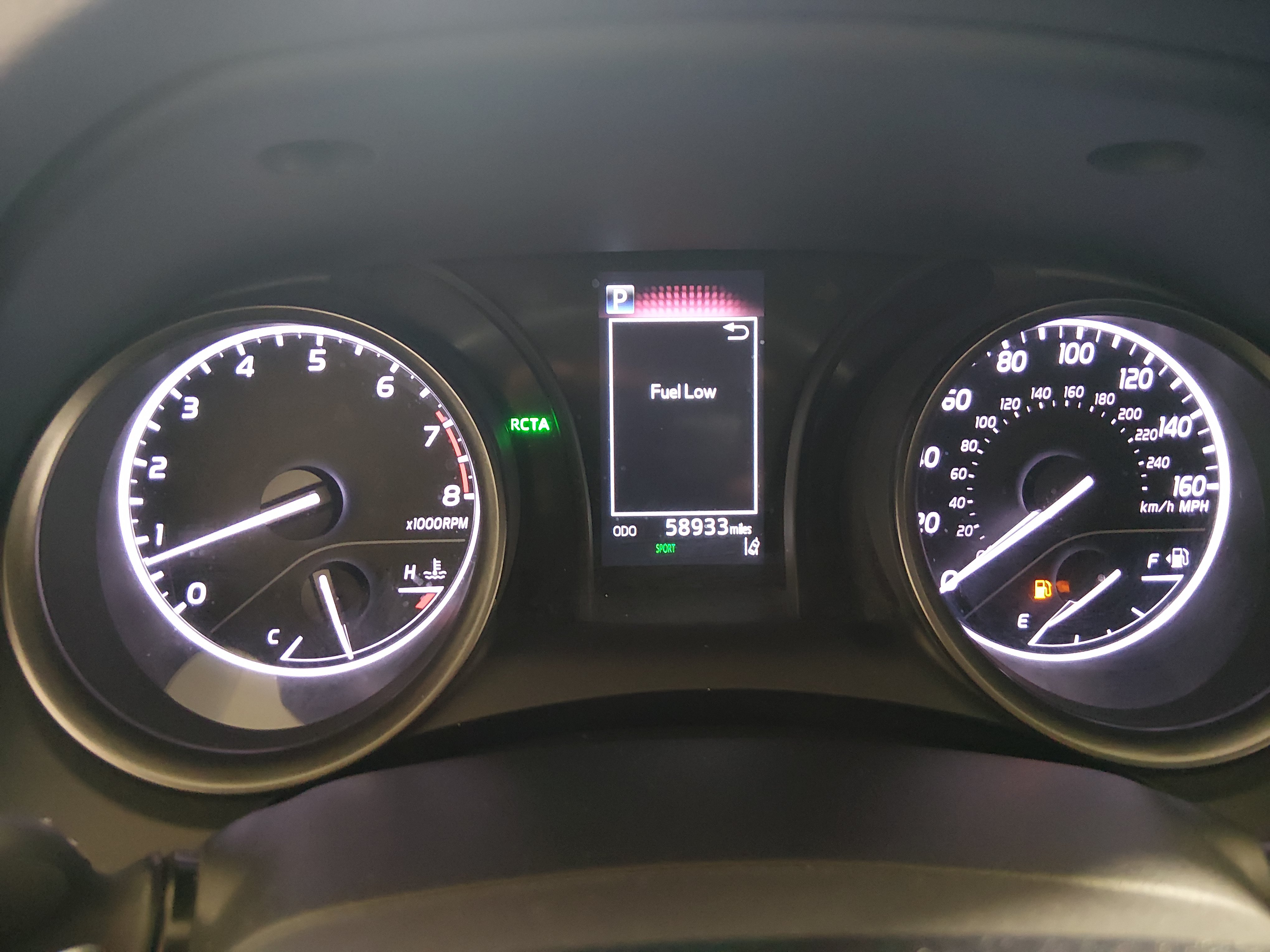 2024 Toyota Camry SE - Photo 14