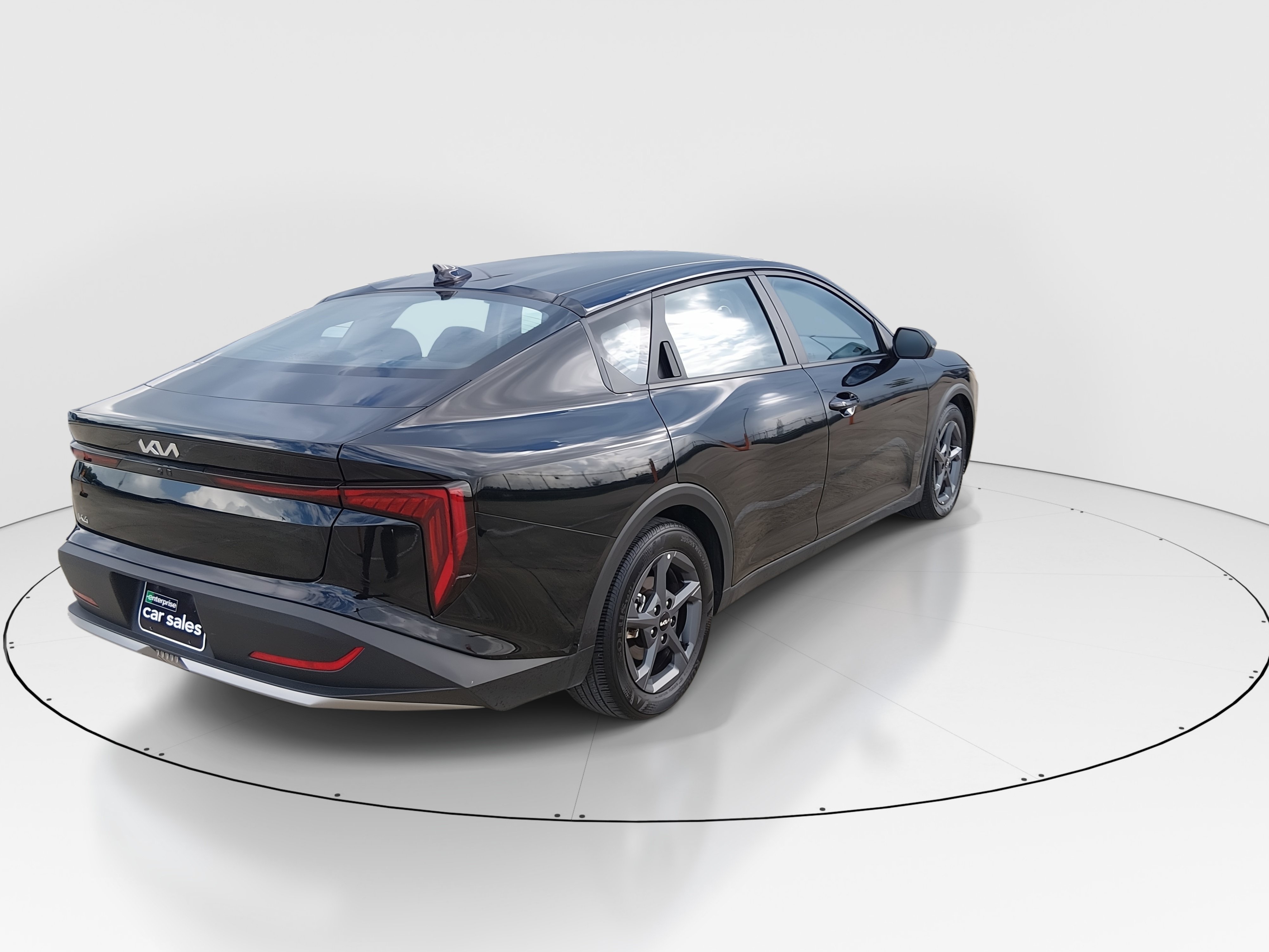 2025 Kia K4 LXS - Photo 7