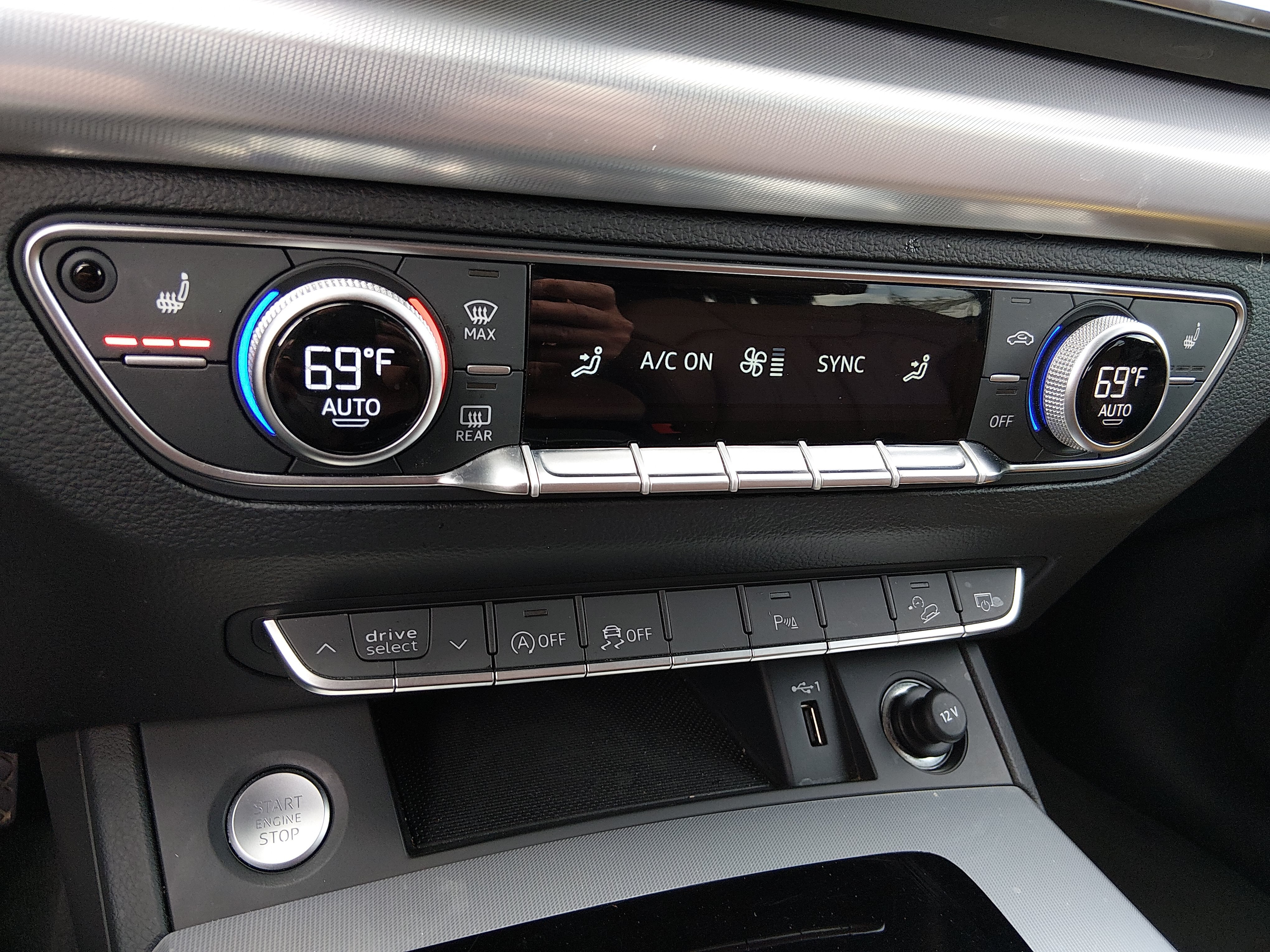 2025 Audi Q5 Premium - Photo 17