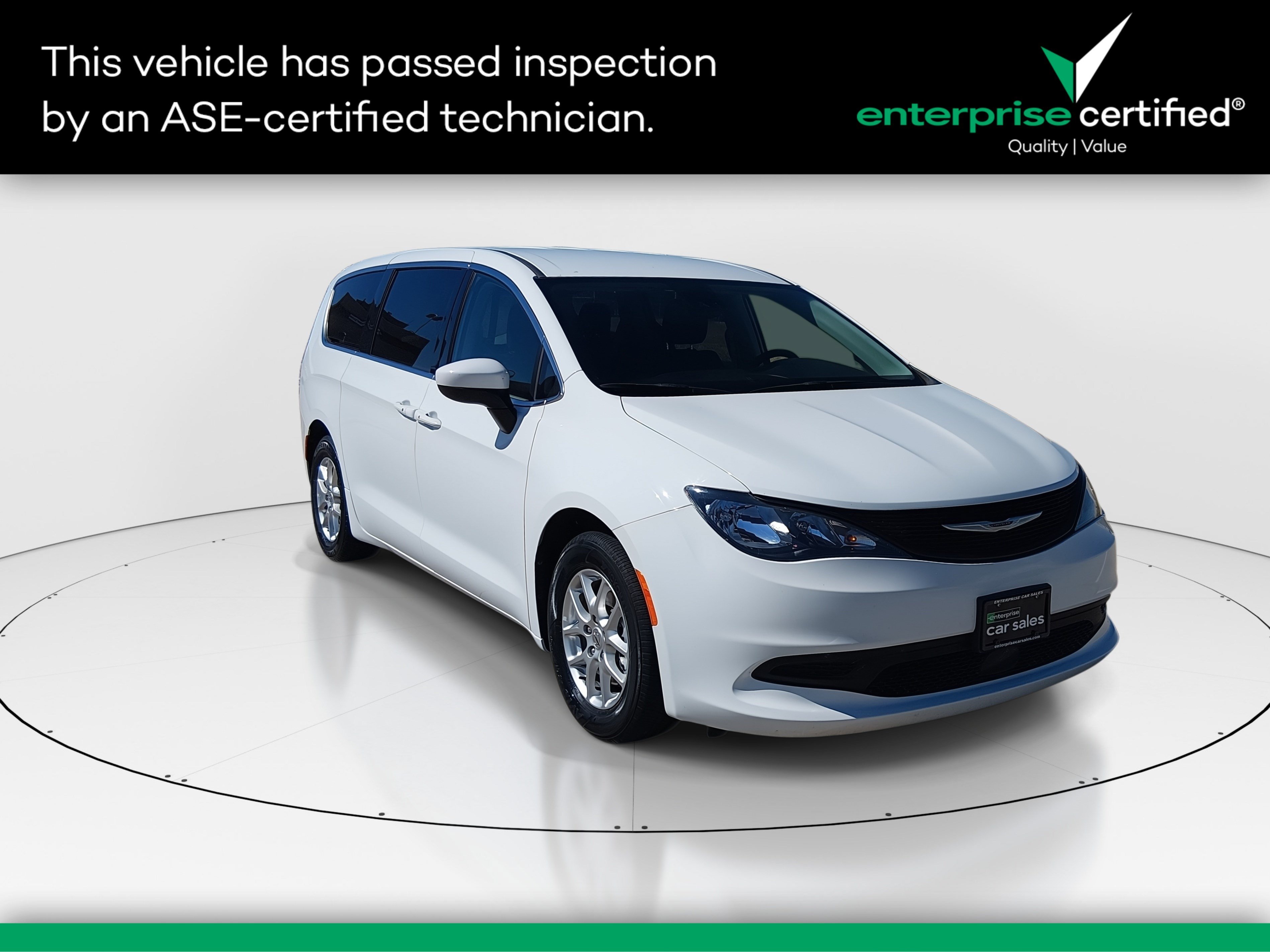 2023 Chrysler Voyager