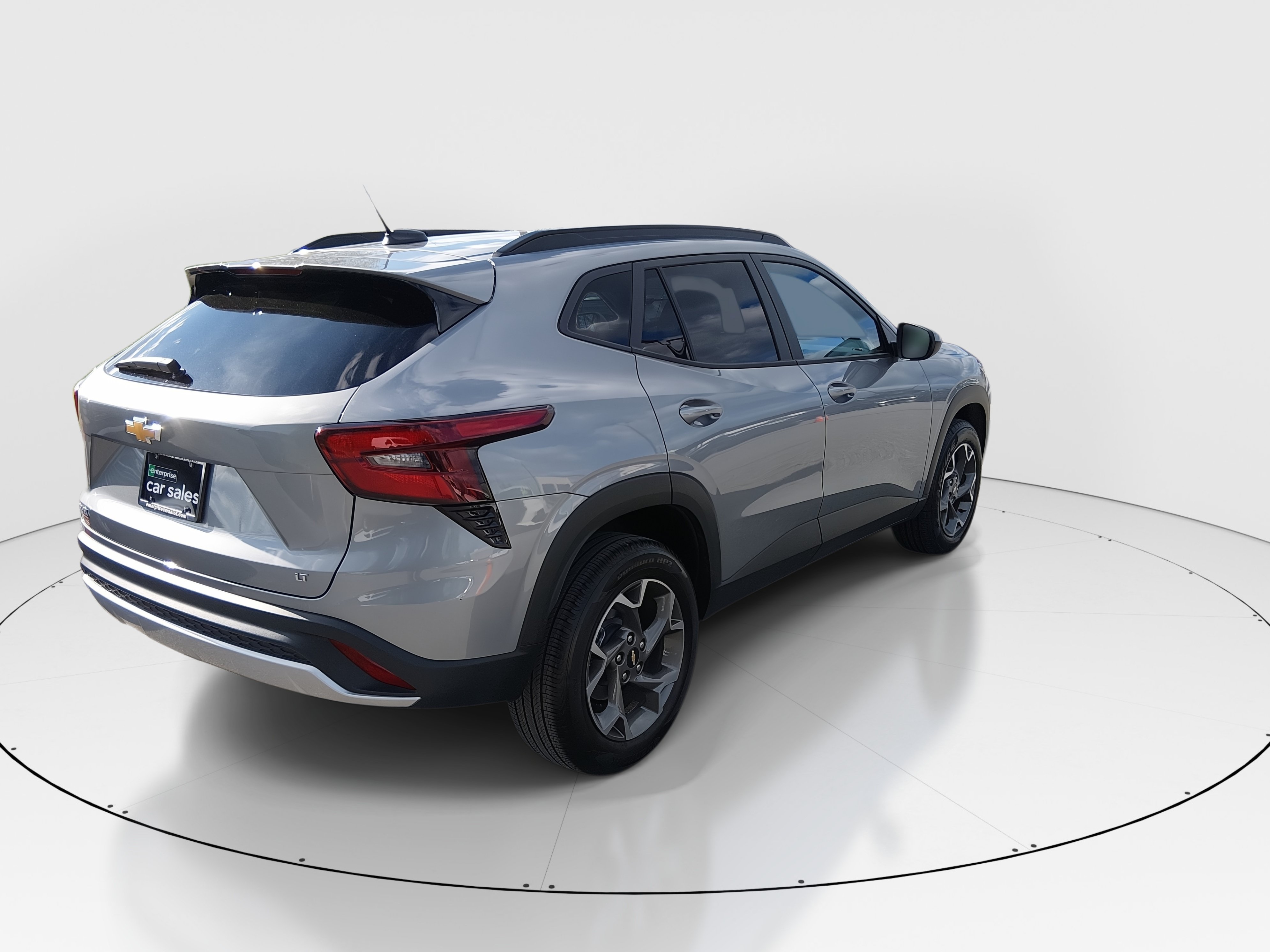 2025 Chevrolet Trax LT - Photo 7
