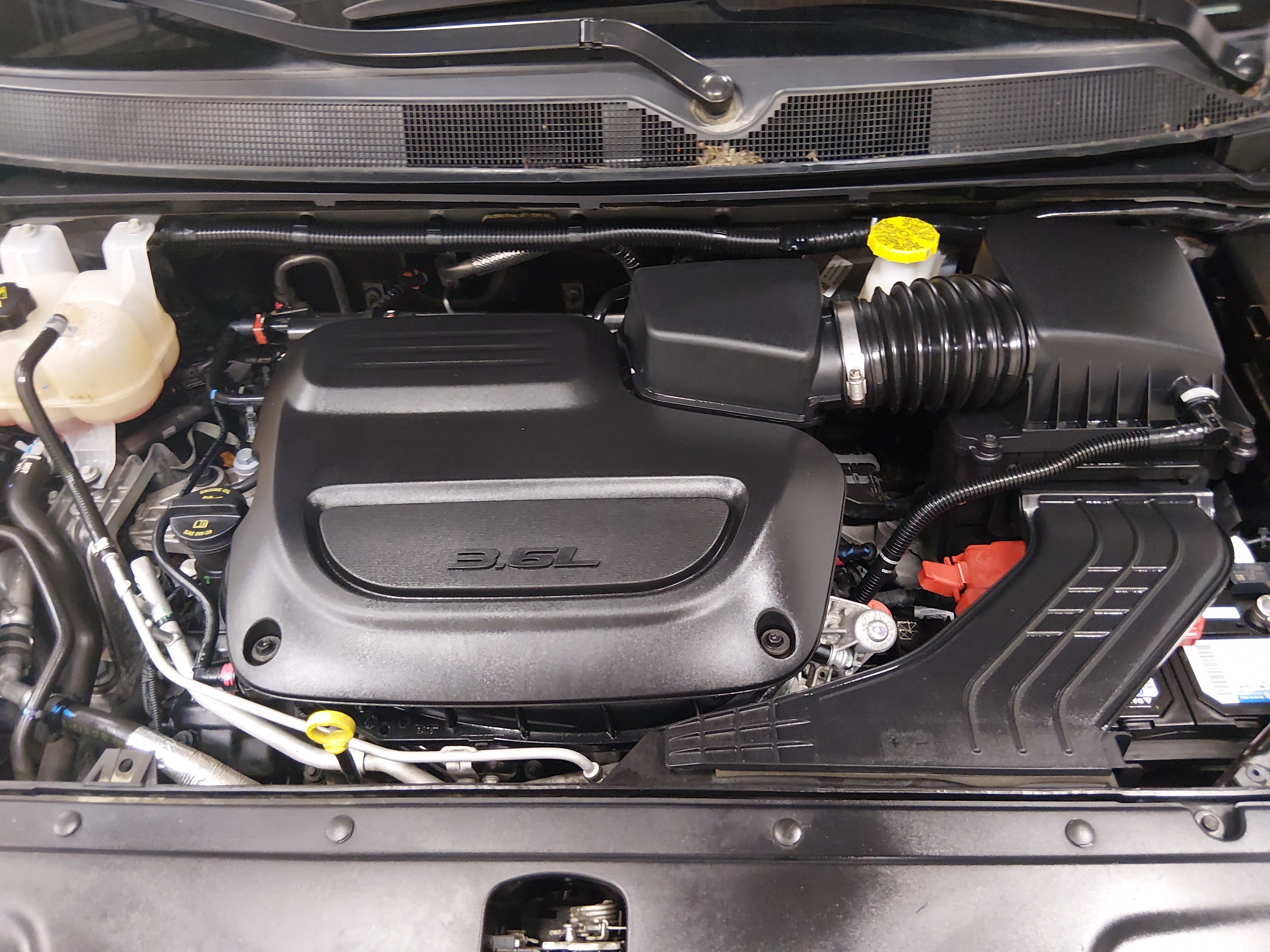 2023 Chrysler Pacifica Touring L - Photo 9