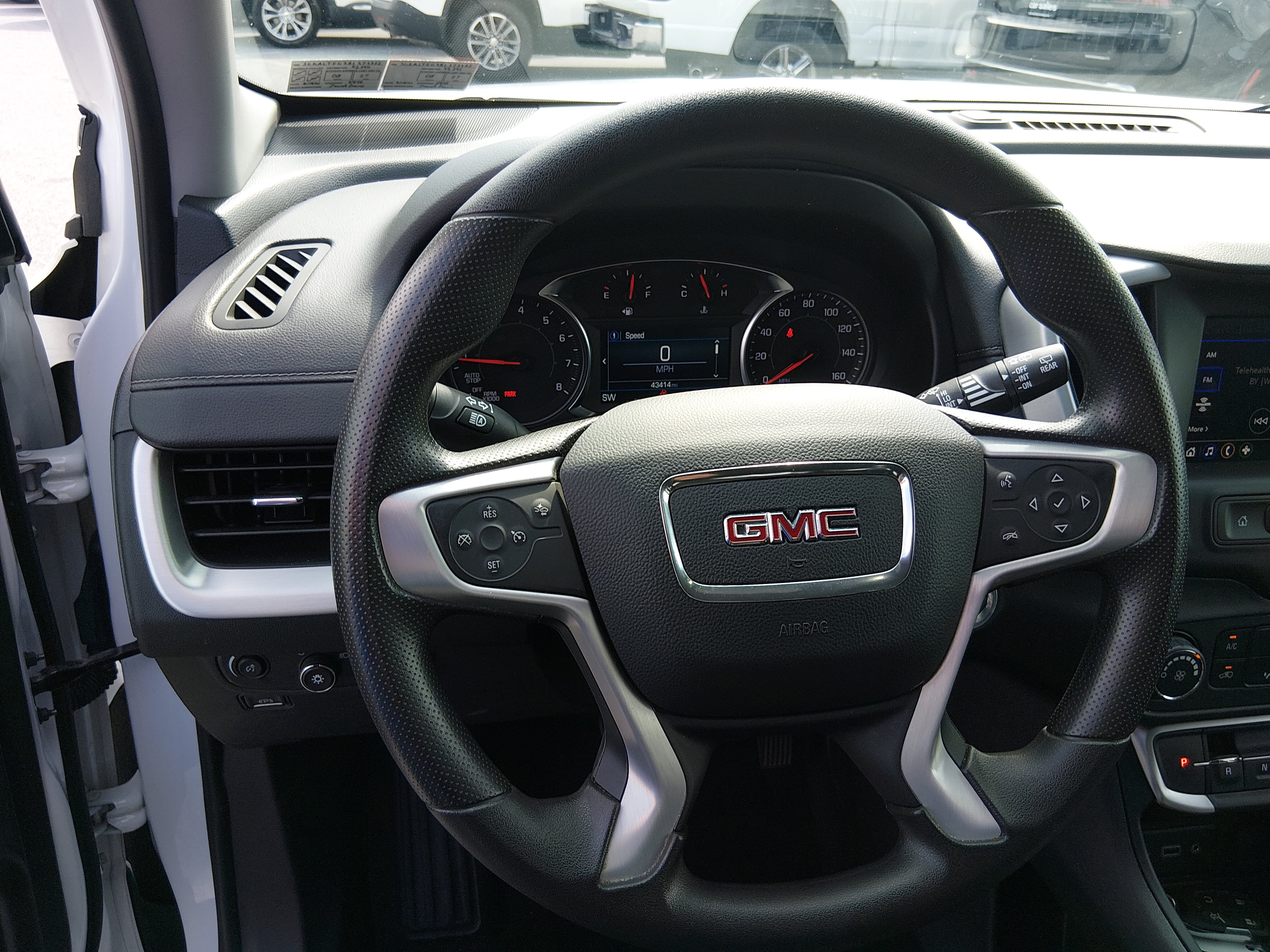 2024 GMC Terrain SLE - Photo 12