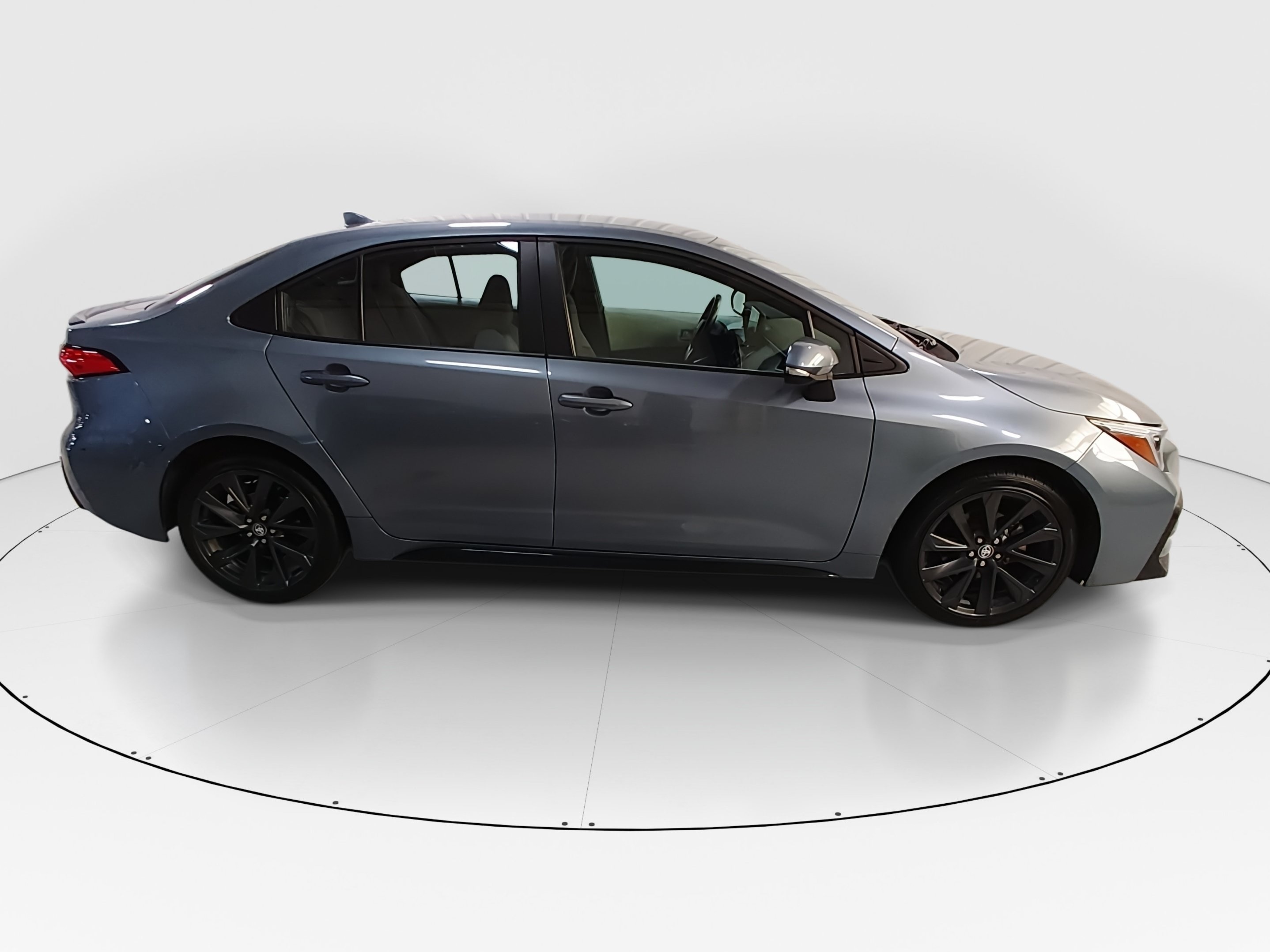 2024 Toyota Corolla SE - Photo 8