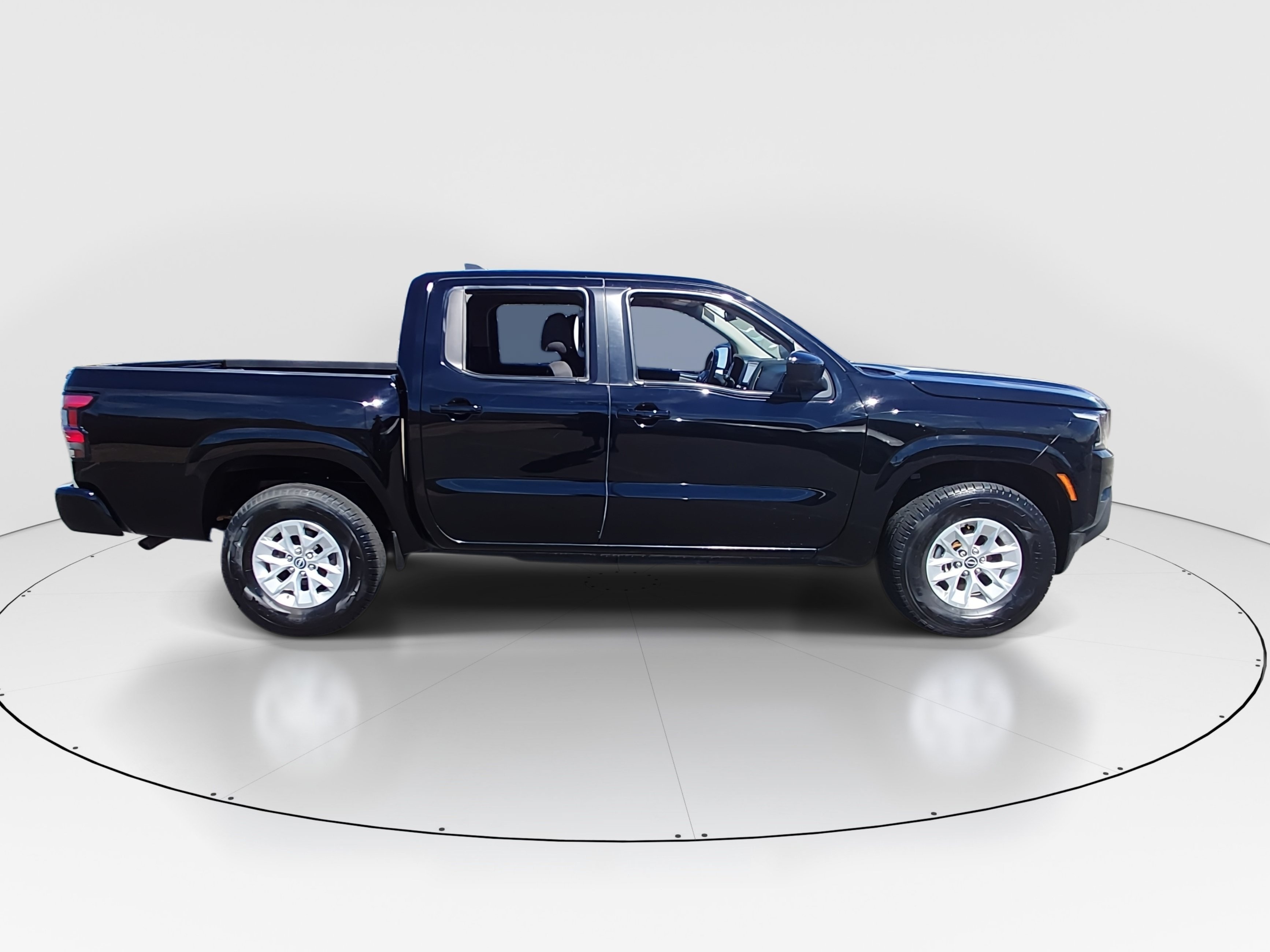 2024 Nissan Frontier SV - Photo 8