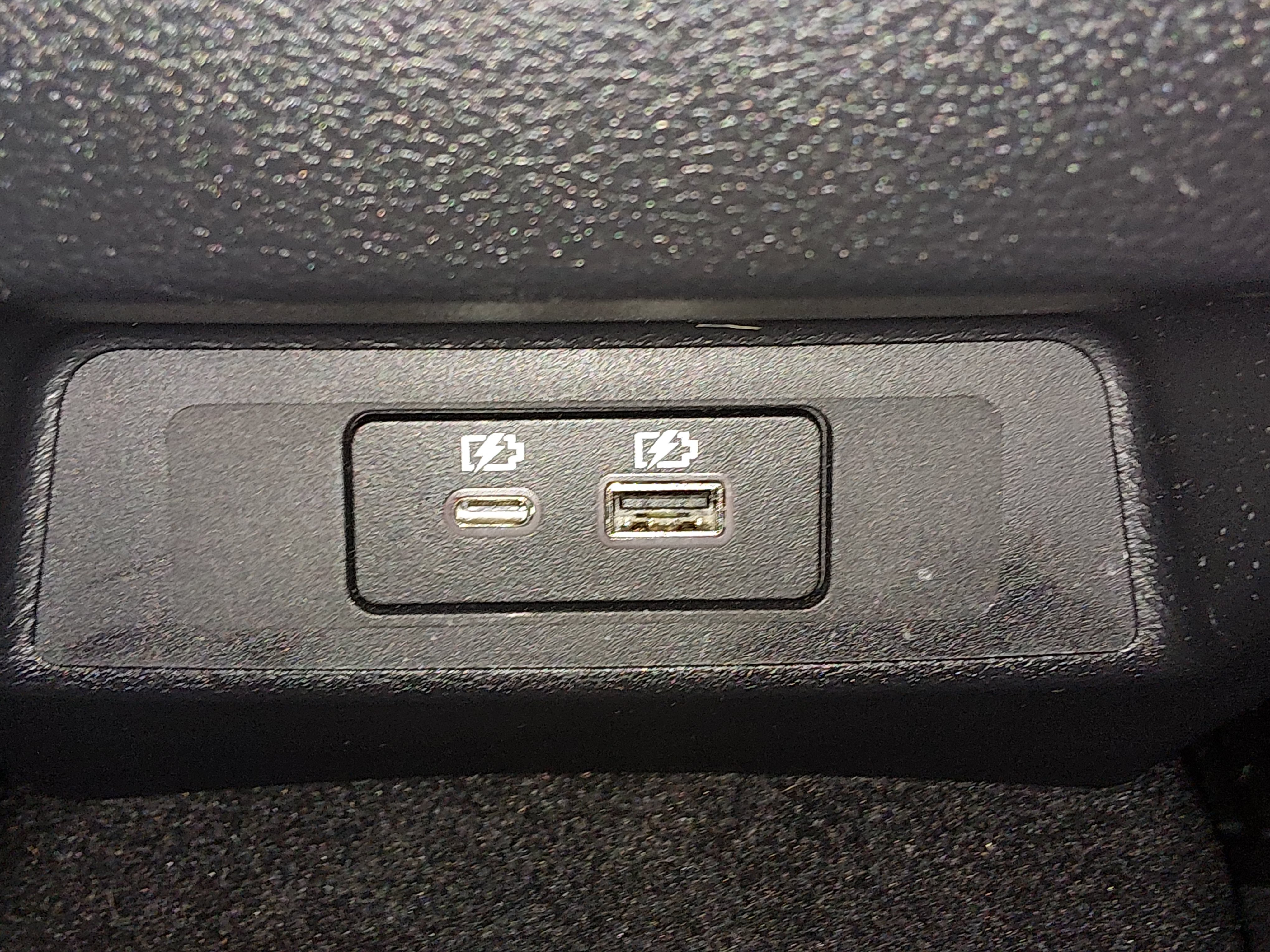 2025 Nissan Altima SV - Photo 19