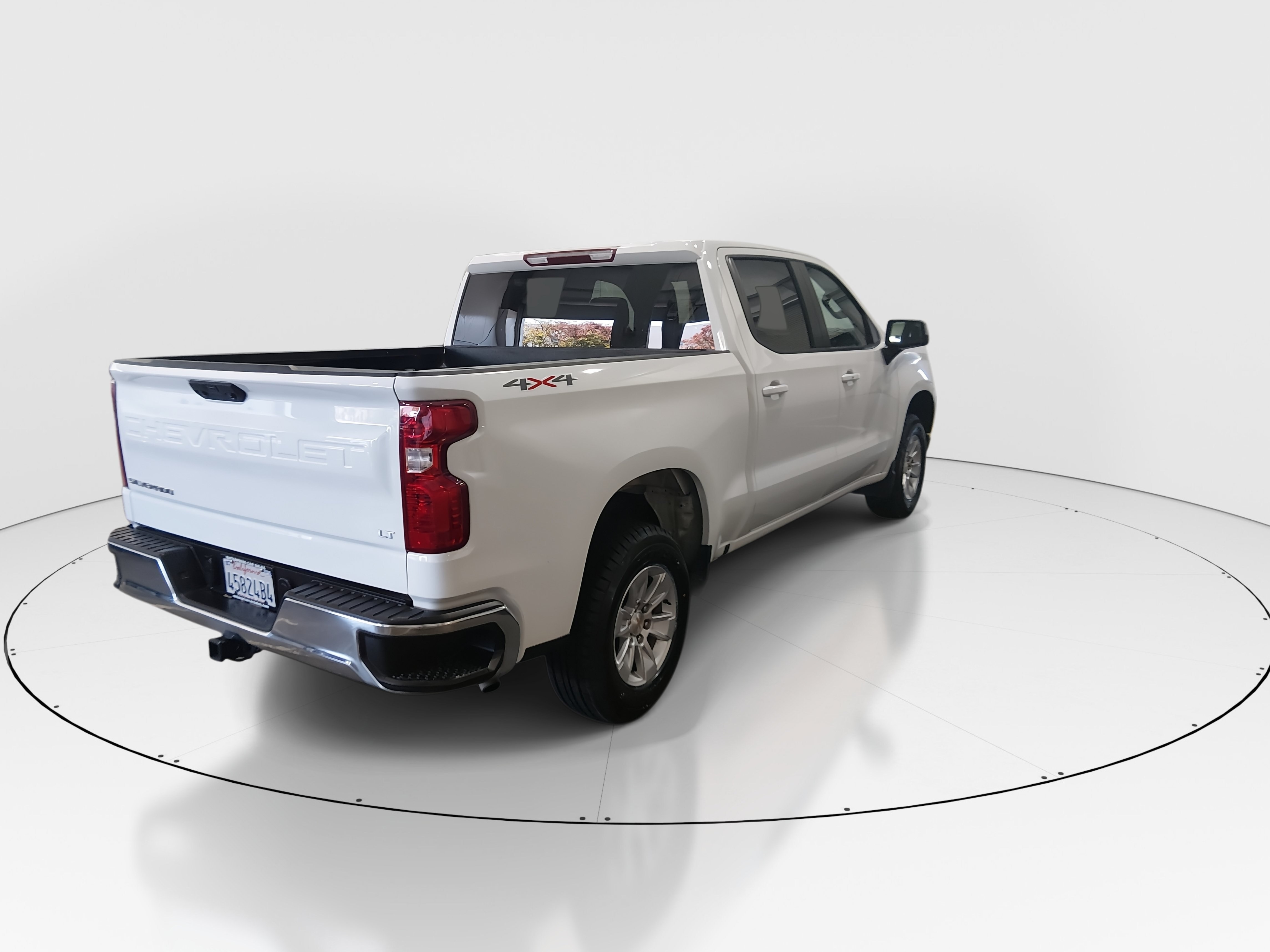 2025 Chevrolet Silverado 1500 LT - Photo 7