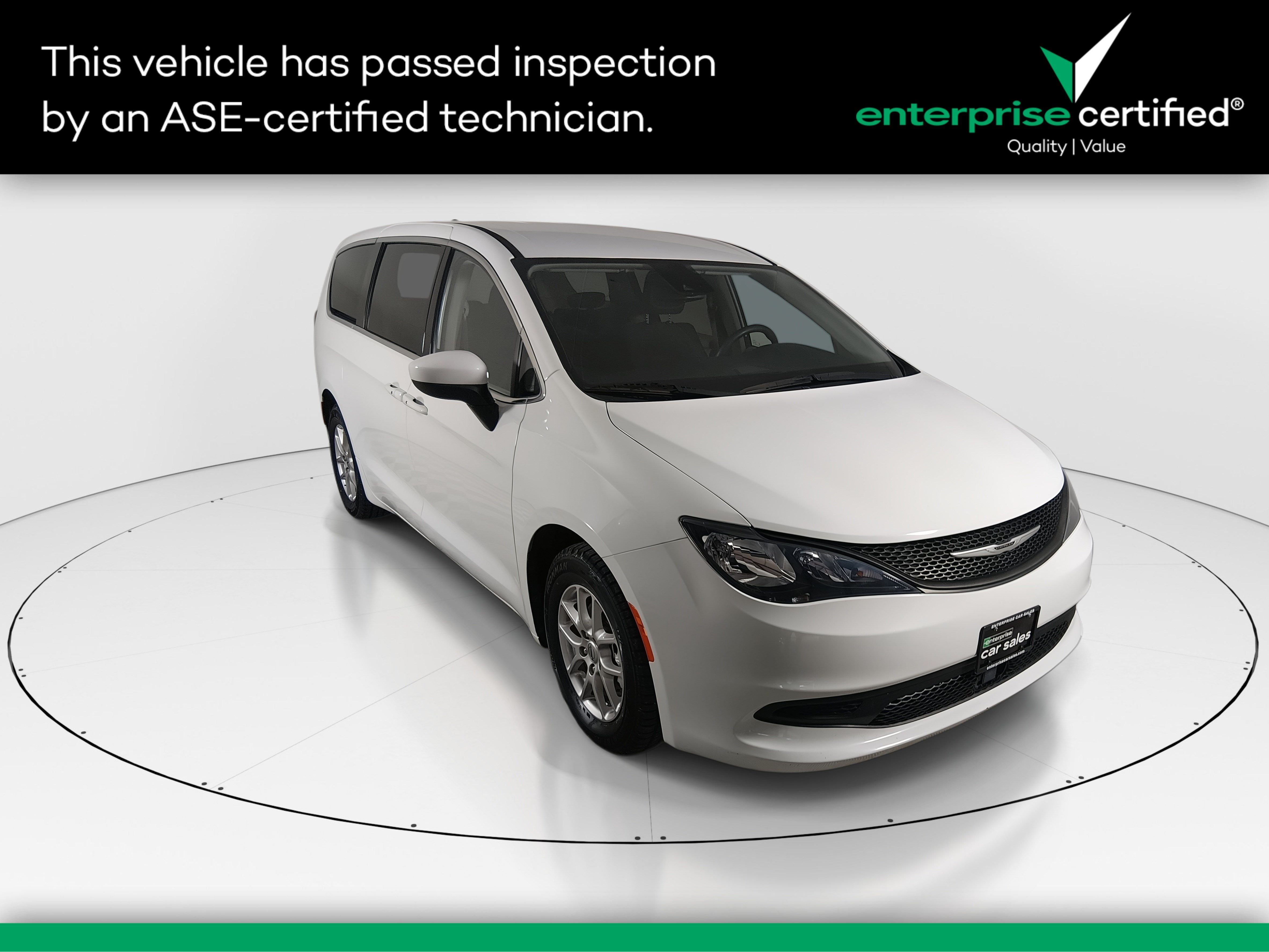 2023 Chrysler Voyager