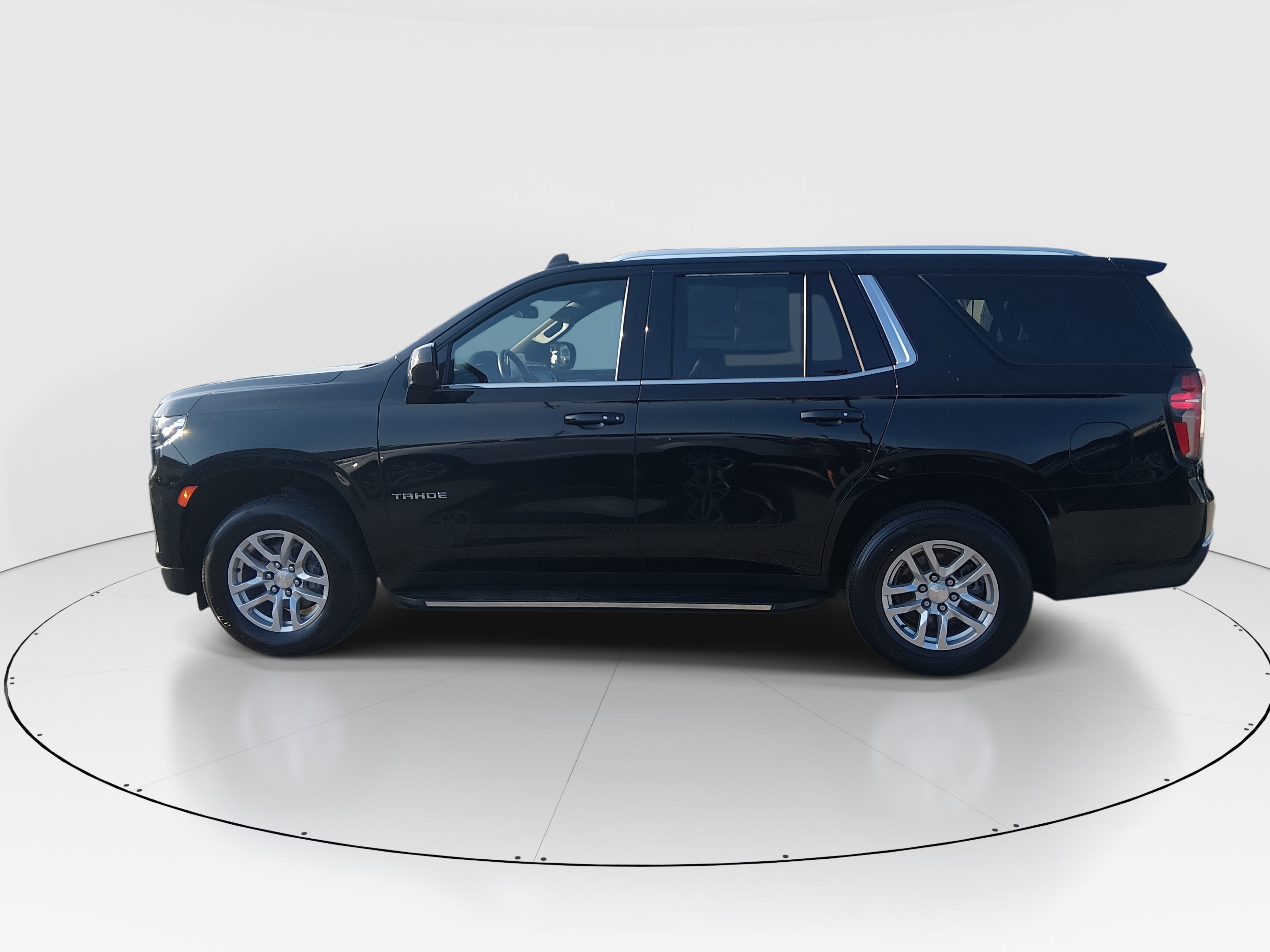 2024 Chevrolet Tahoe LT - Photo 4