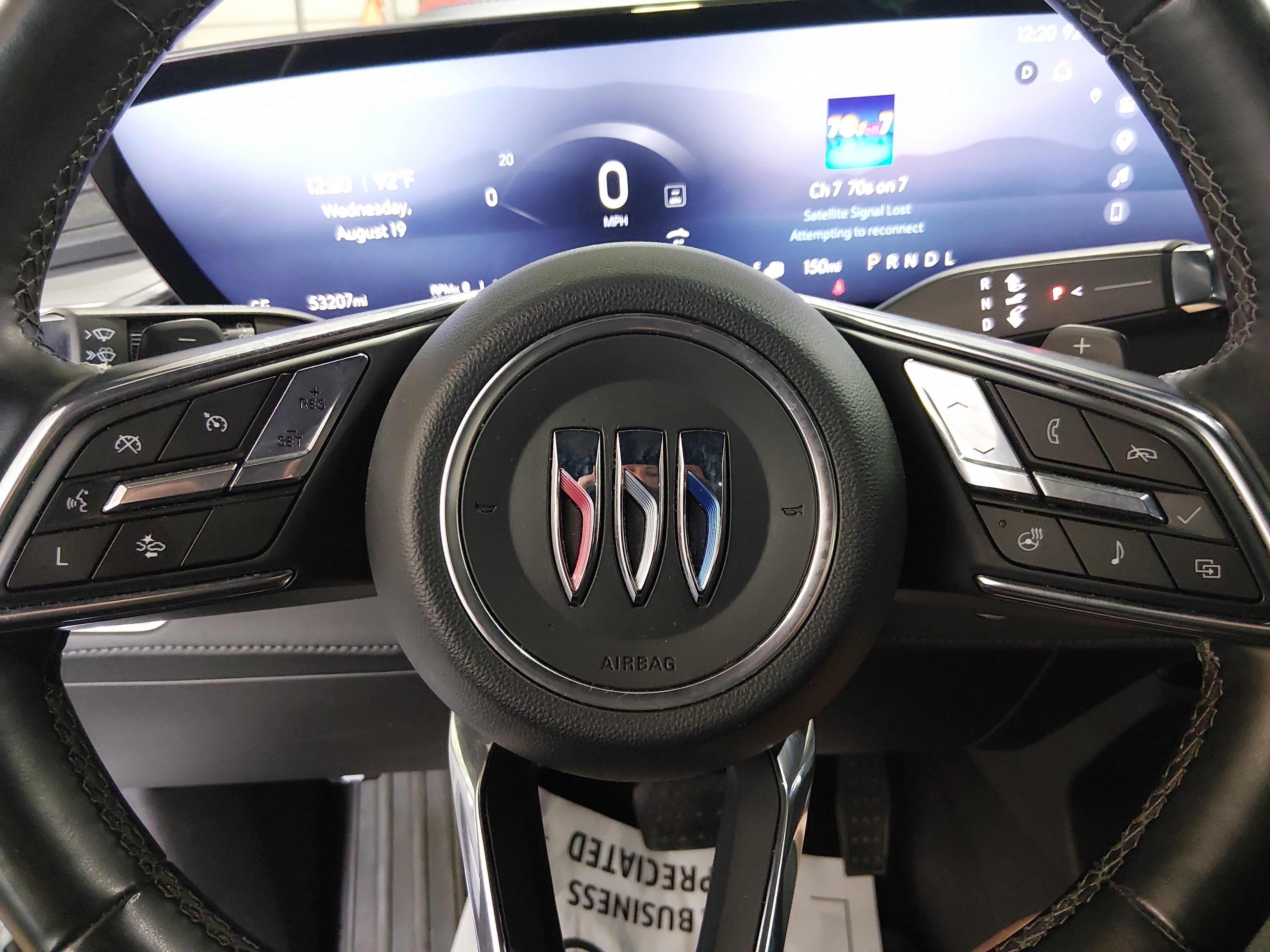 2025 Buick Enclave Preferred - Photo 12