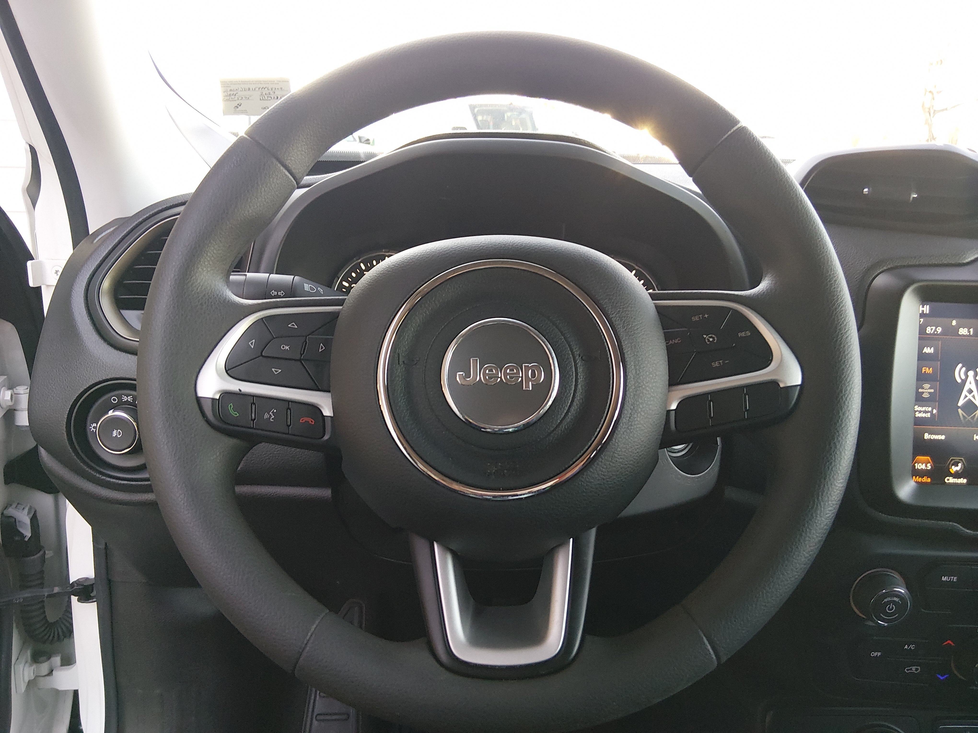 2023 Jeep Renegade Upland - Photo 12