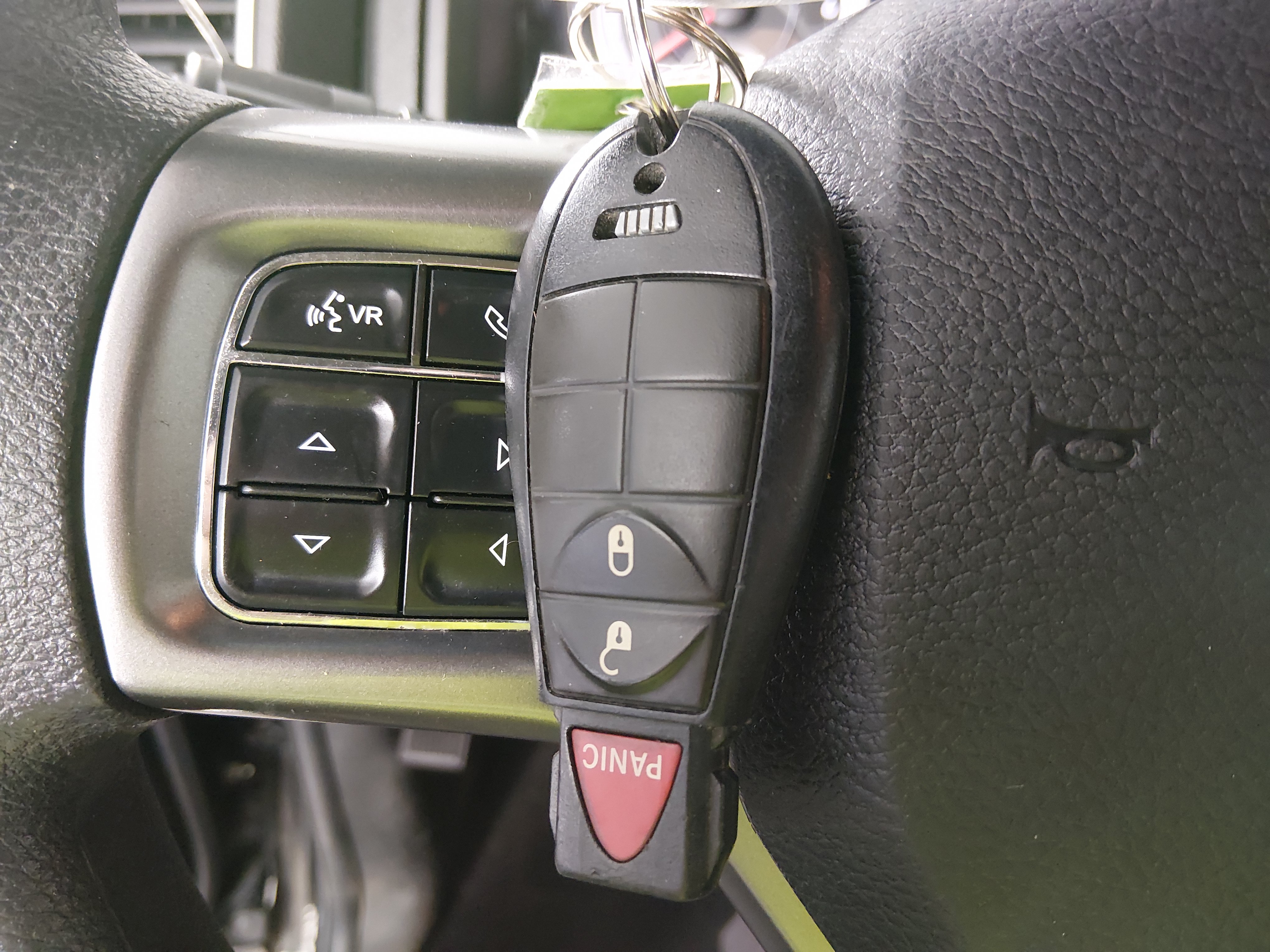 2024 RAM Ram 1500 Classic SLT - Photo 15