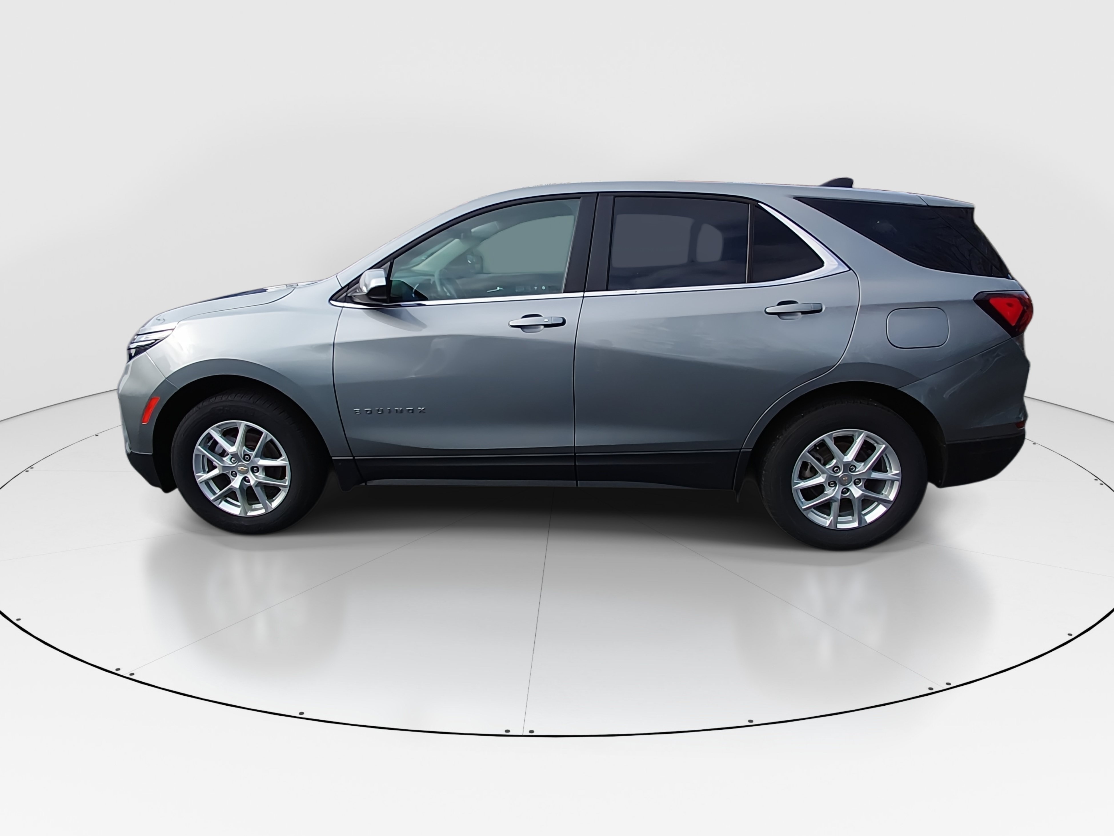 2024 Chevrolet Equinox LT - Photo 4