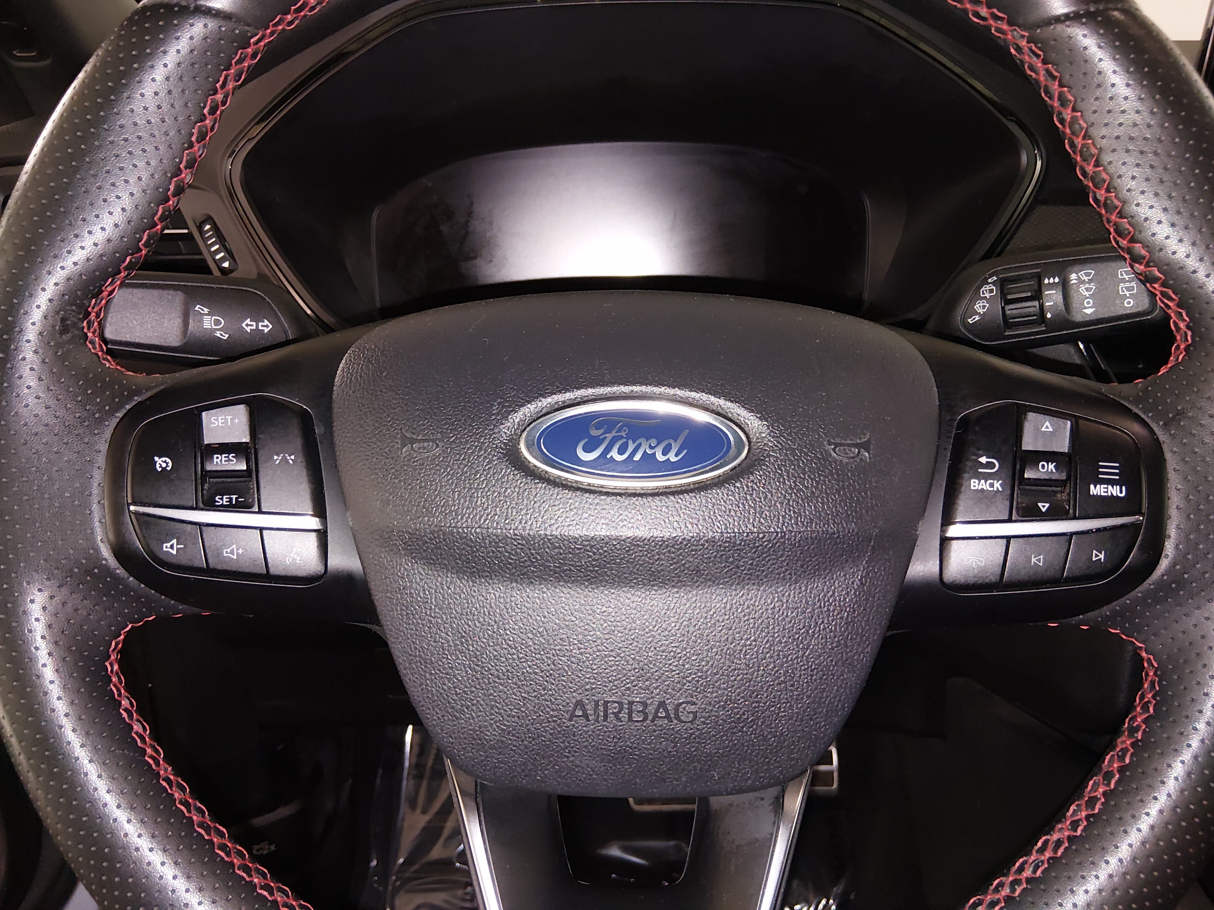 2024 Ford Escape ST-Line - Photo 12