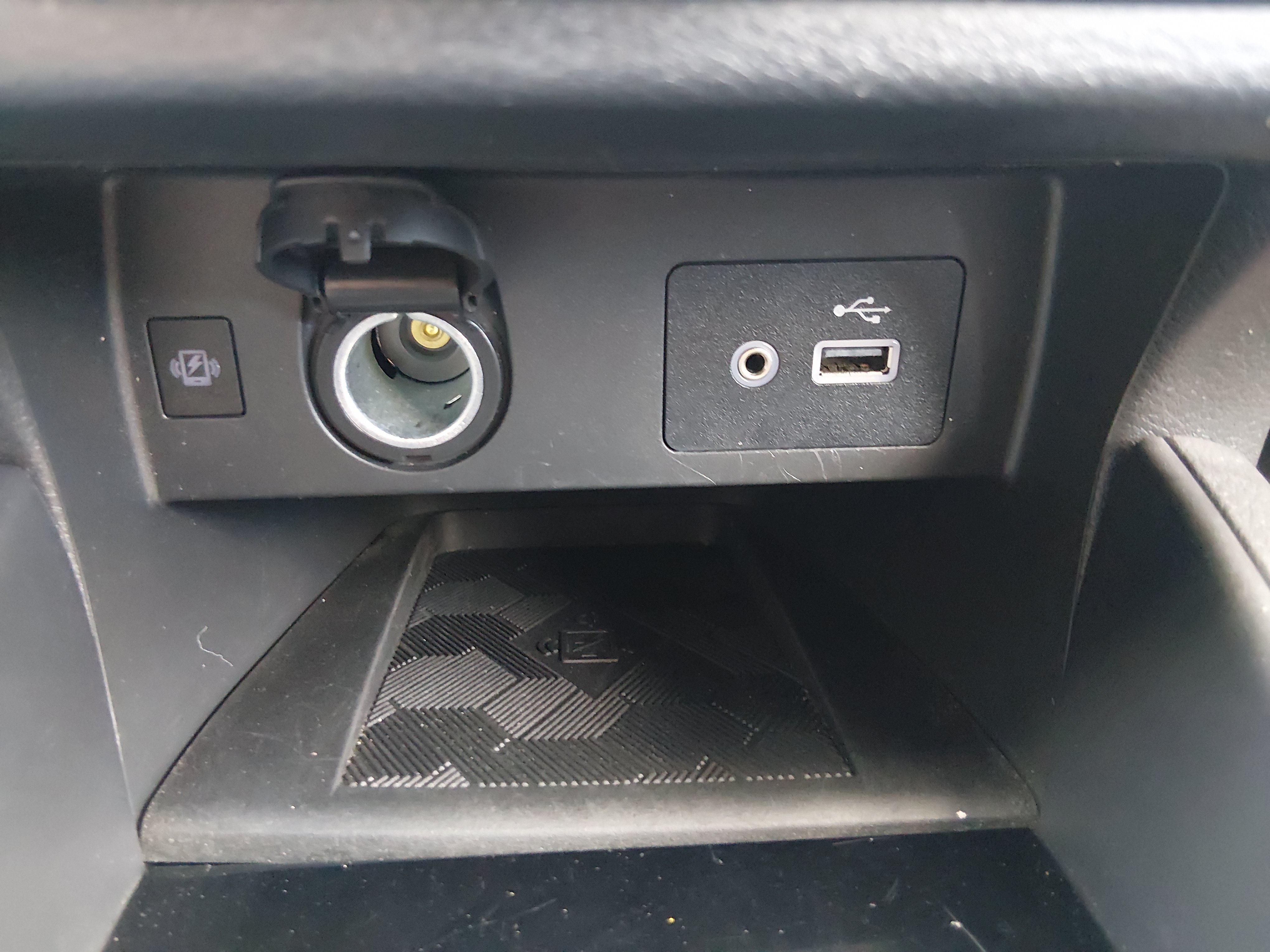 2025 Nissan Versa SV CVT, photo 22