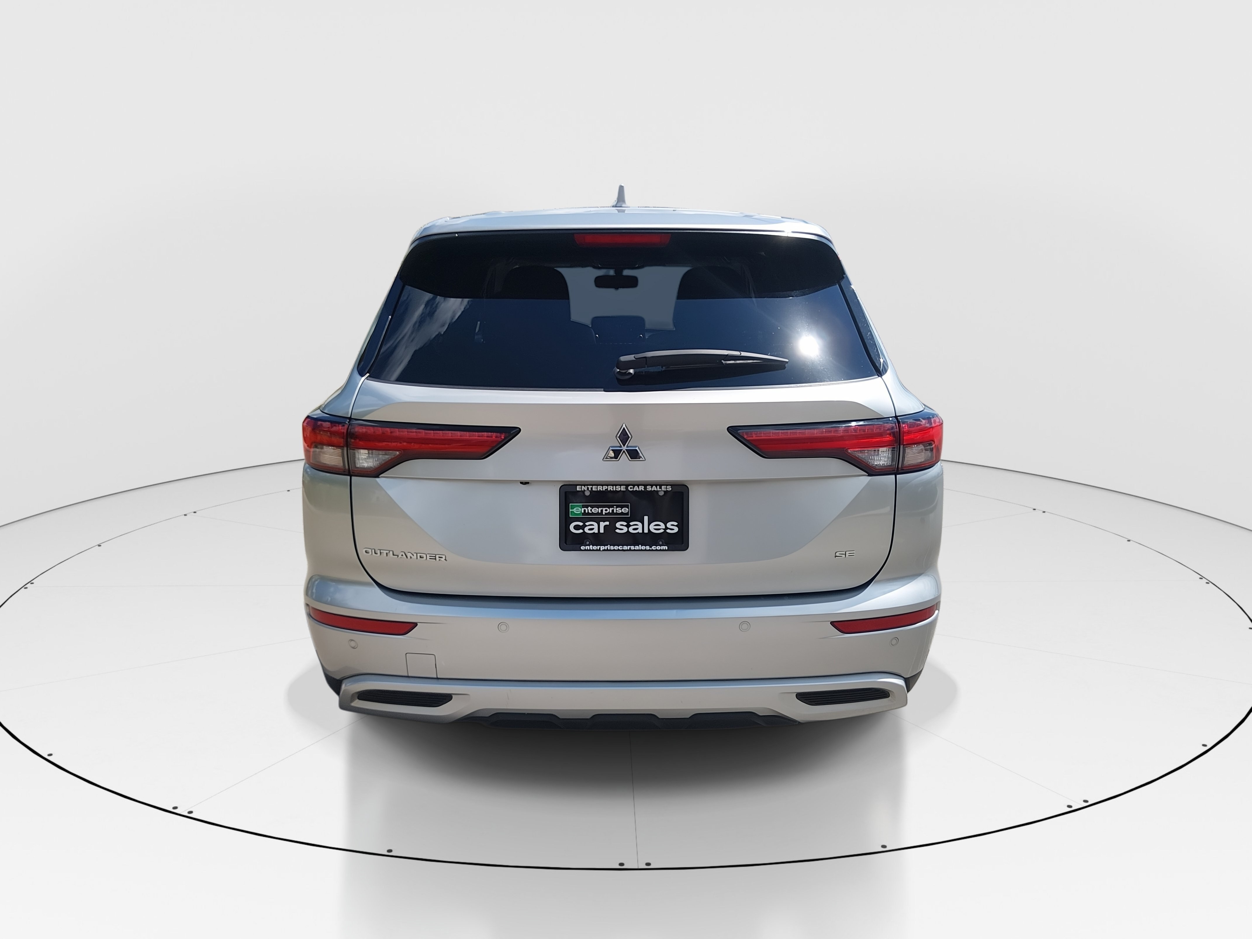 2024 Mitsubishi Outlander SE - Photo 6